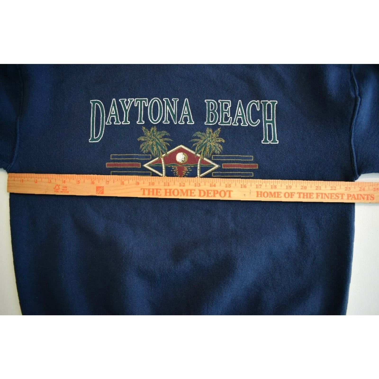 Vintage VINTAGE Daytona Beach Florida Sweatshirt Pullover Fits Medium USA Blue Sweatshirt Unisex Adults M Blue USA 90s? Size US M / EU 48-50 / 2 - 6 Thumbnail