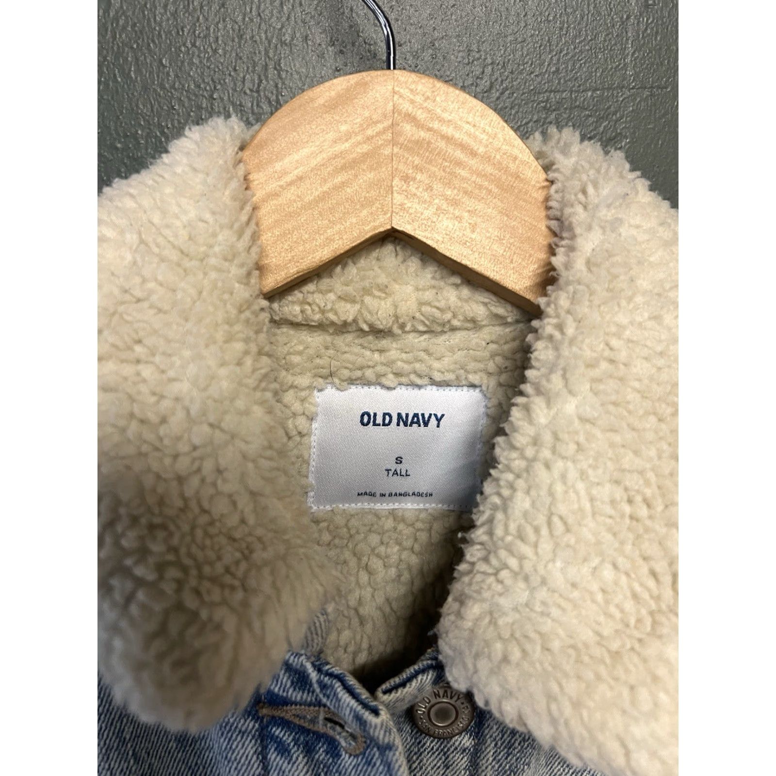 Old Navy VINTAGE Old Navy Womens Blue Jean Denim Sherpa Lined Jacket Size Small Tall Size 28" / US 6 / IT 42 - 3 Thumbnail