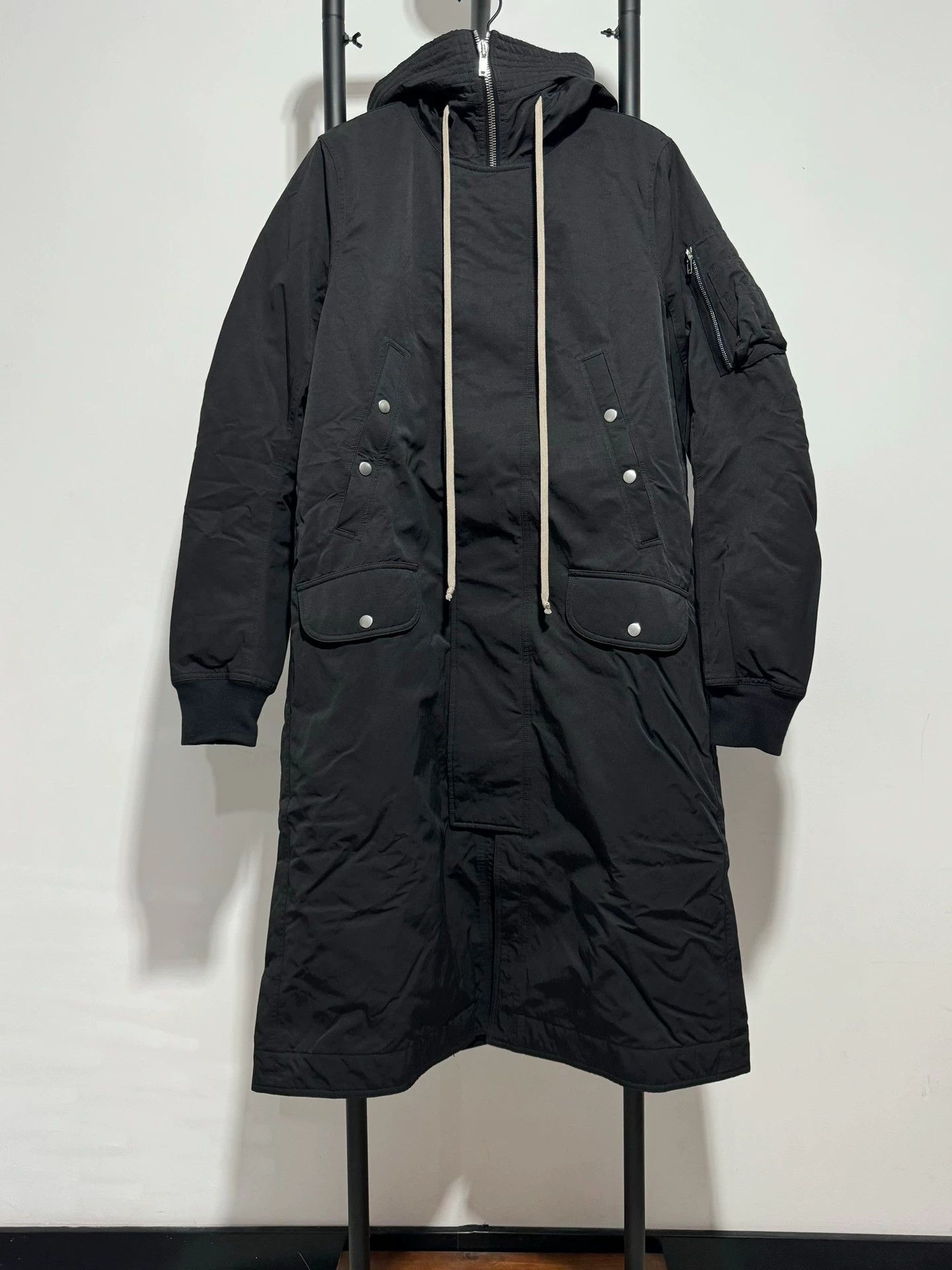 Rick Owens Rick Owens MA1 Bomber Cotton Puffer L Size US L / EU 52-54 / 3 - 1 Thumbnail