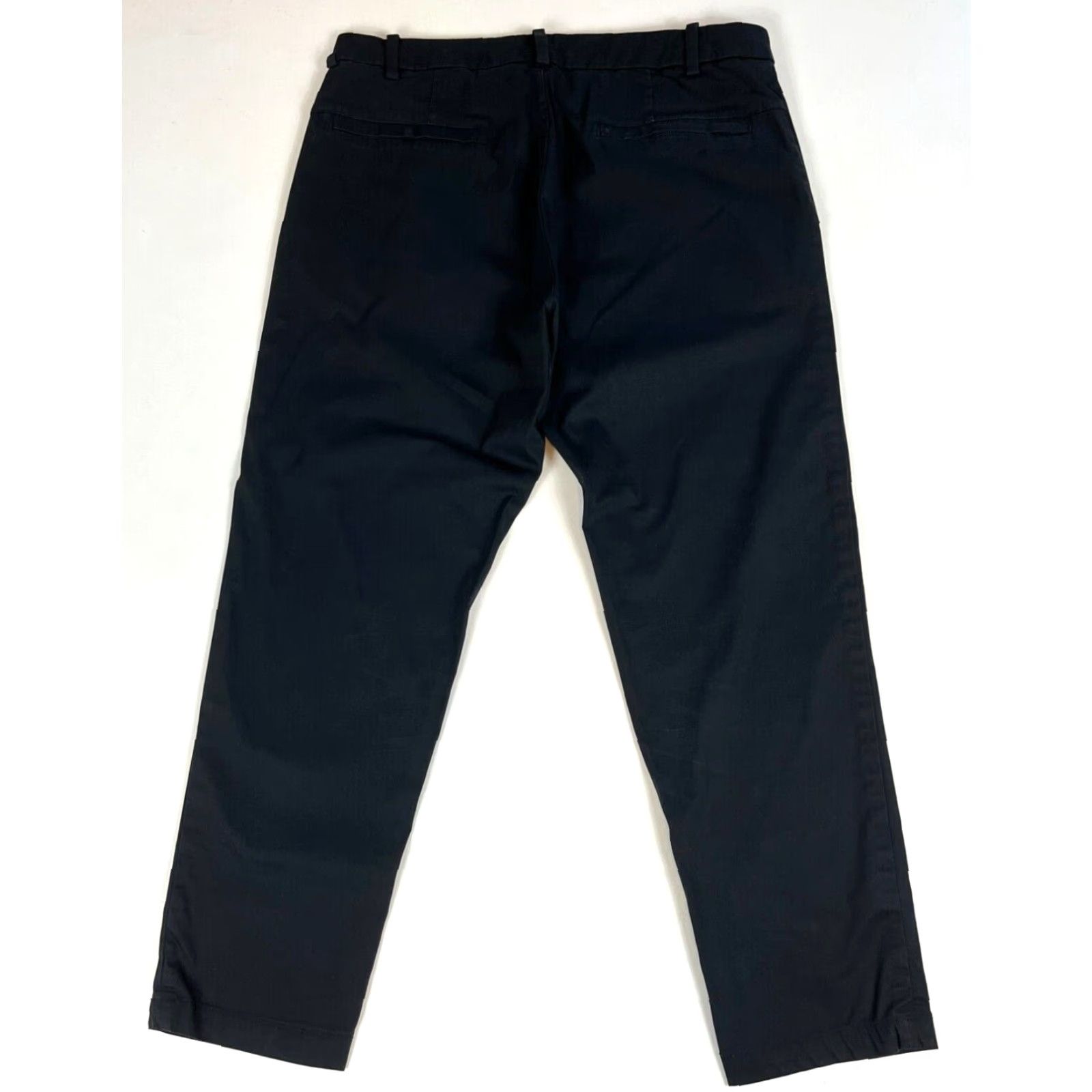 Lululemon Lululemon Men's Commission Pants Classic LM5440 Black 34x28 Size 34 Chino Flat Front Belt Loops Pockets Straight Inseam 28in Cotton Blend City Preppy Size US 34 / EU 50 - 3 Thumbnail