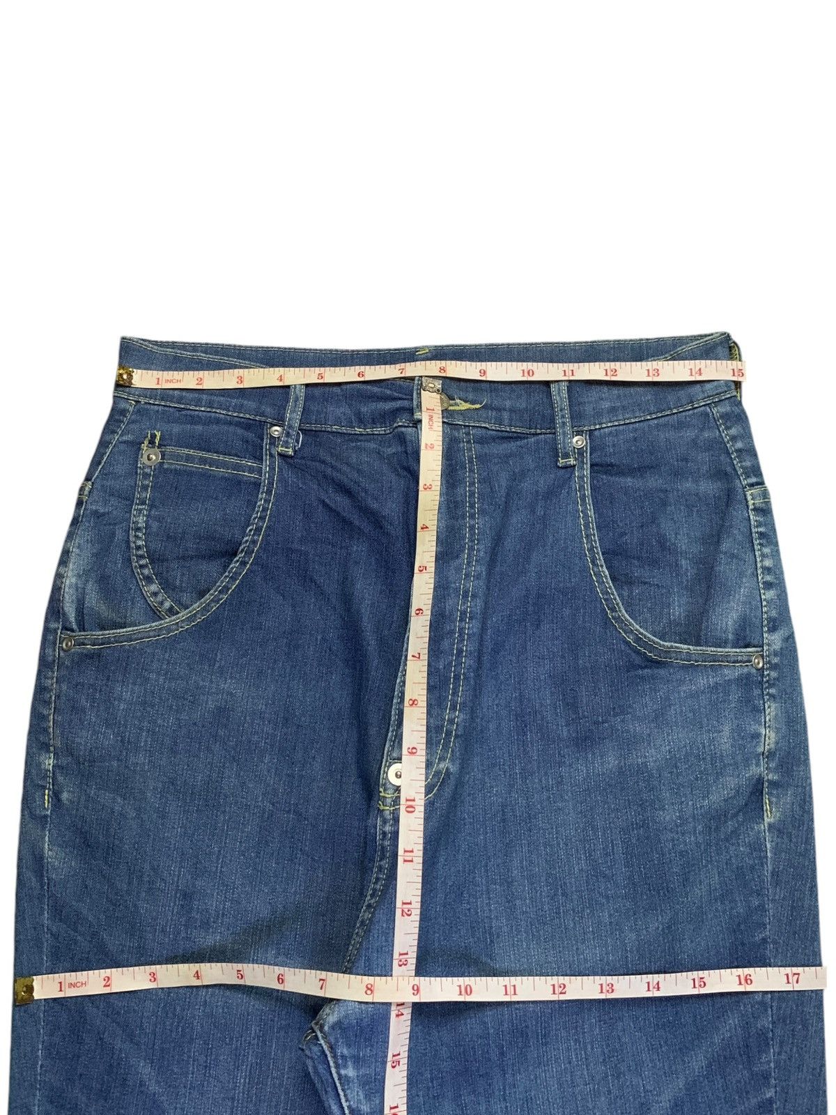 Issey Miyake Vintage Ne Net Issey Miyake Buckle Back Embellished Jeans Size 30" / US 8 / IT 44 - 13 Thumbnail