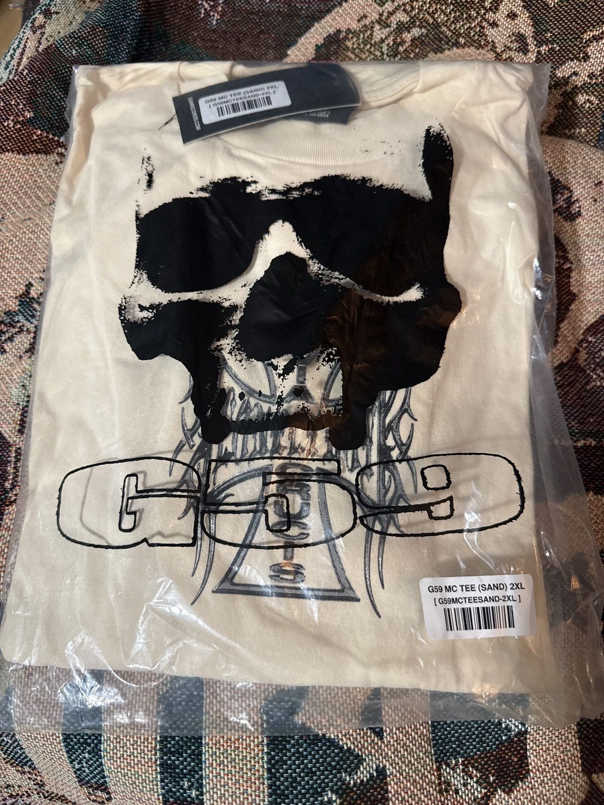 G59 Records G59 via crucis MC tee (sand) XXL Size US XXL / EU 58 / 5 - 1 Thumbnail