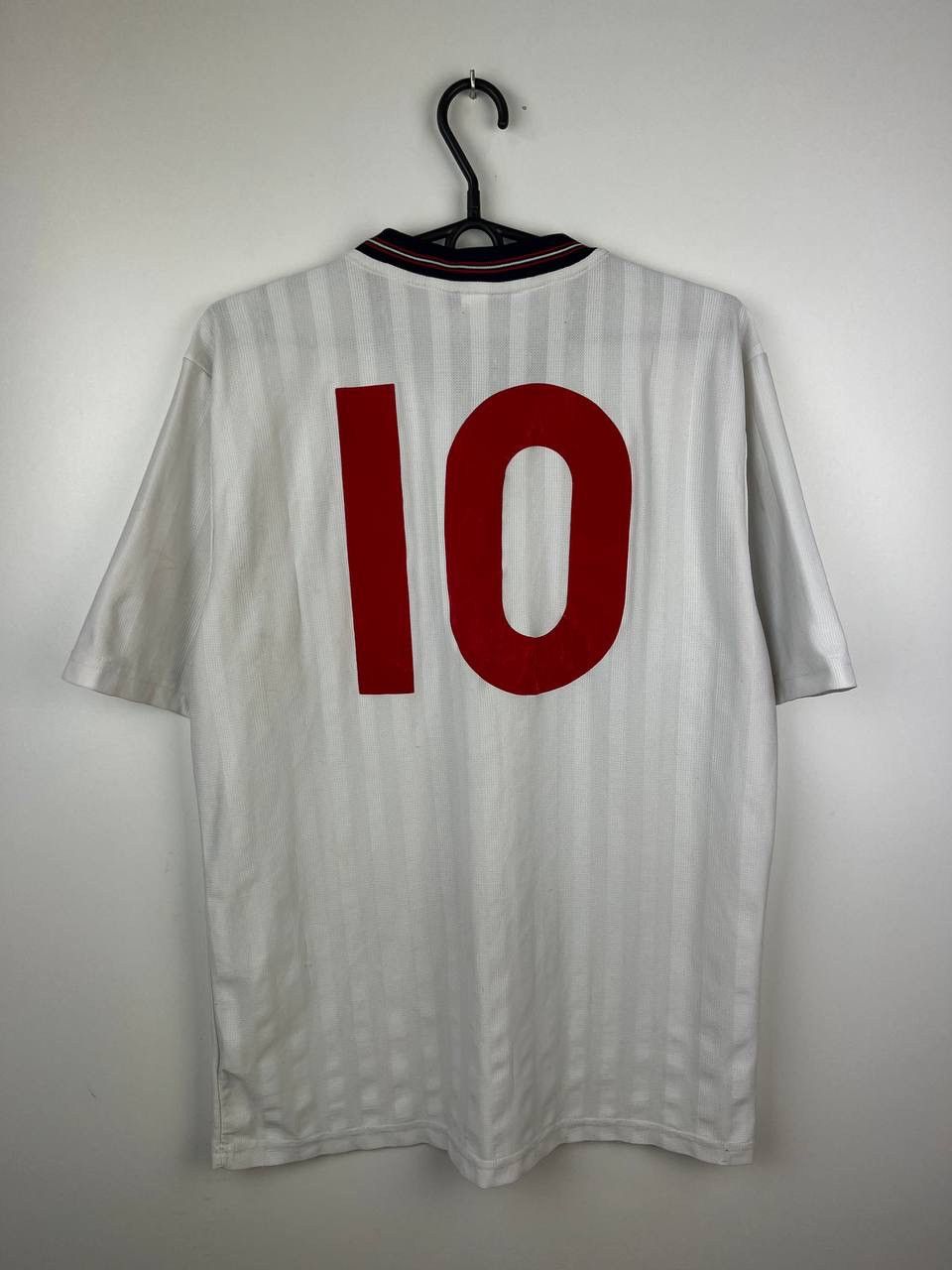 Umbro × Vintage England Umbro 10 number Jersey vintage t-shirts size M Size US M / EU 48-50 / 2 - 2 Thumbnail