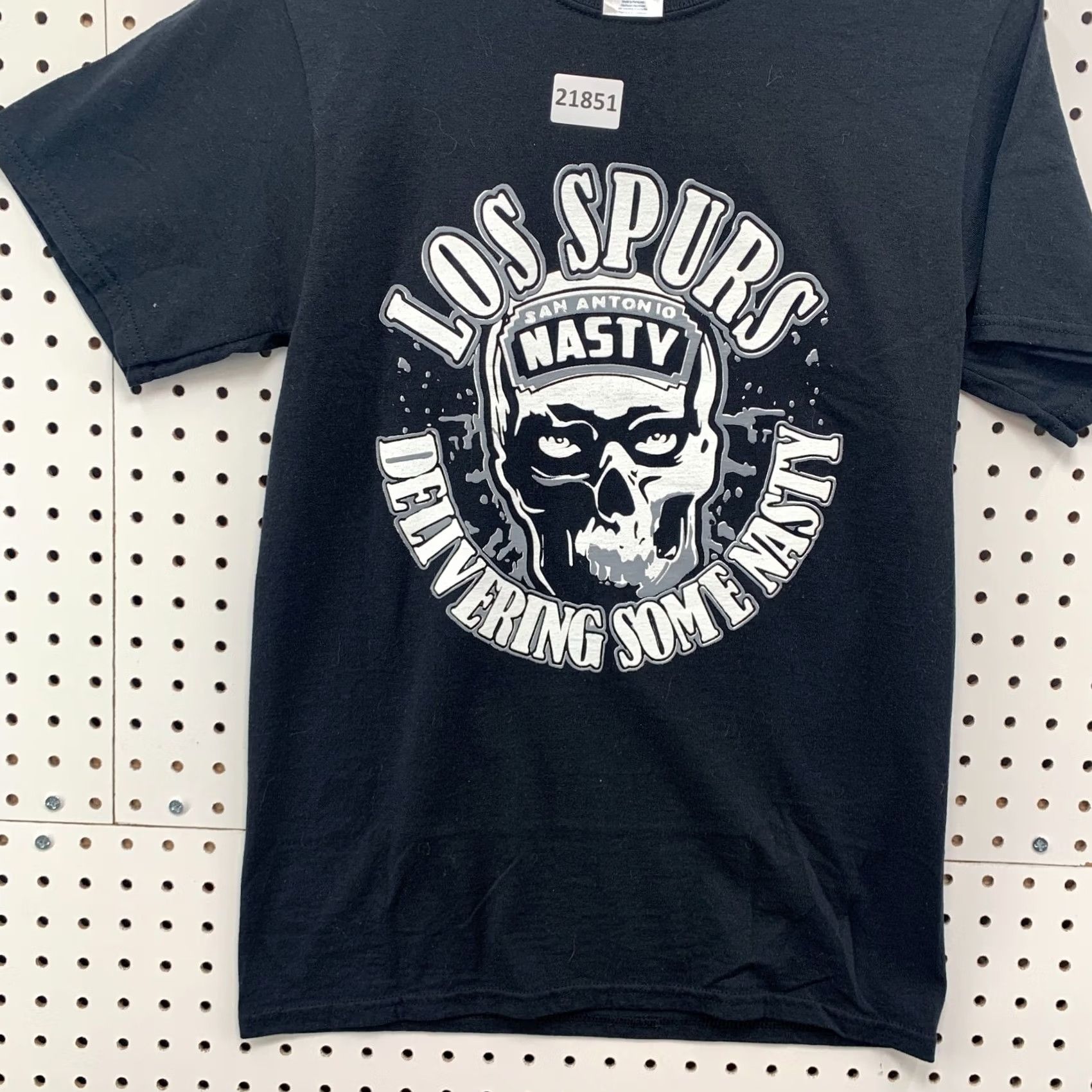 Jerzees Spurs Shirt Black Delivering The Nasty Skull Adult Small 16.5x27 Size US S / EU 44-46 / 1 - 6 Thumbnail