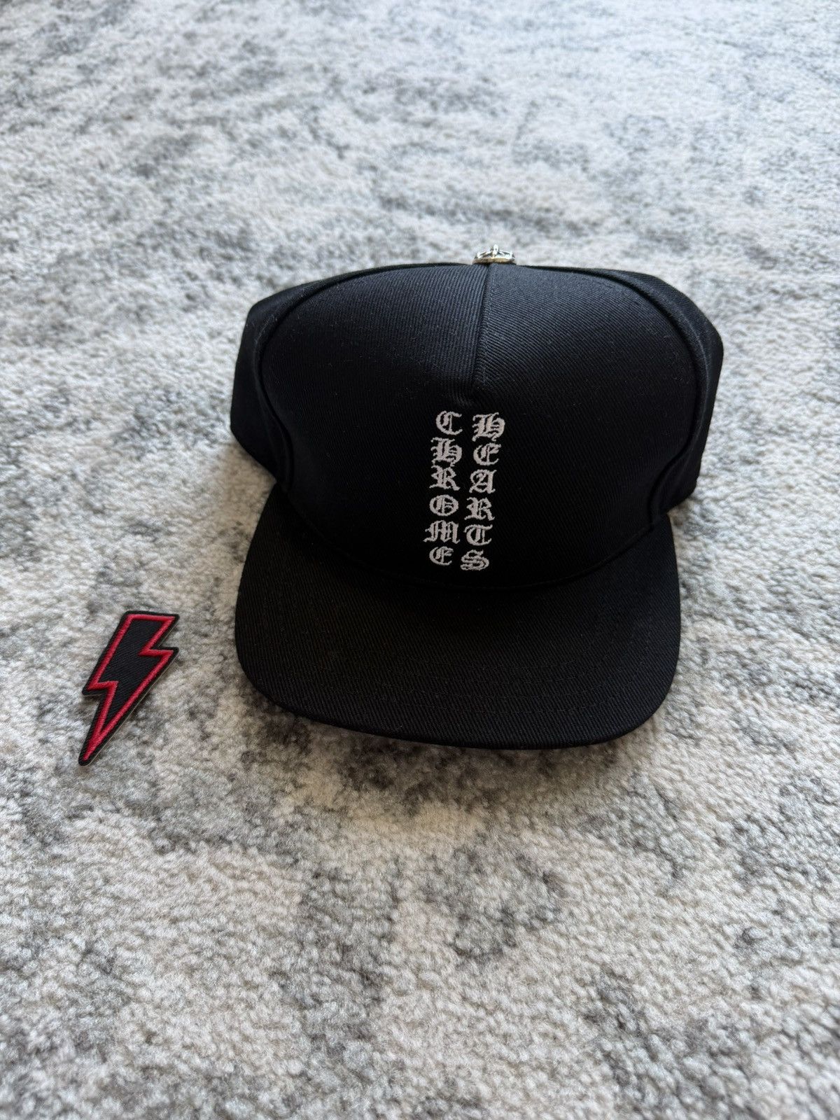 Chrome Hearts Vertical CH Baseball Hat Size ONE SIZE - 1 Thumbnail