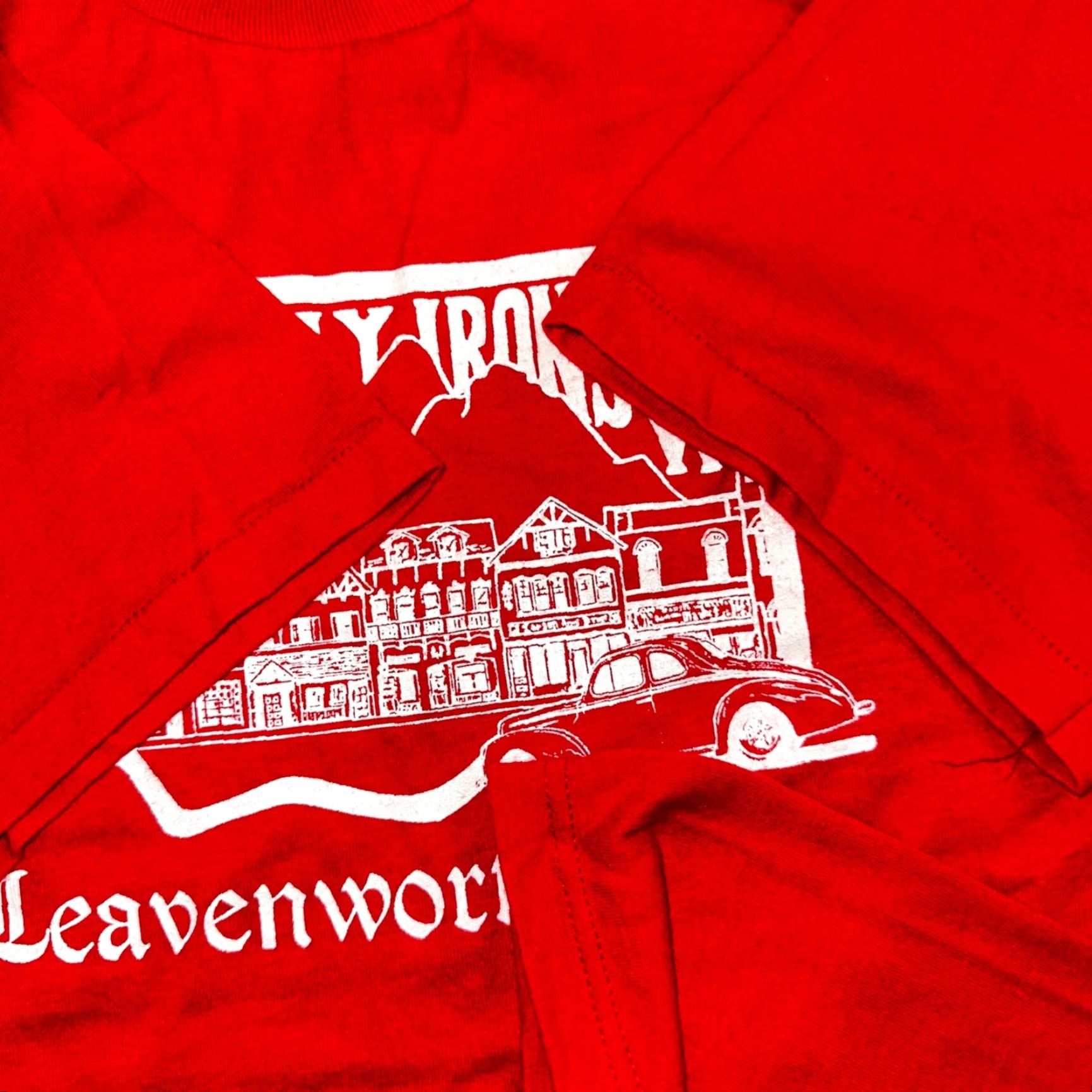 Jerzees VINTAGE Jerzees T-Shirt Men Red 80s 70s 90s Graphic PDX Oregon Early Irons Leavenworth NW VTG Car Size US L / EU 52-54 / 3 - 3 Thumbnail