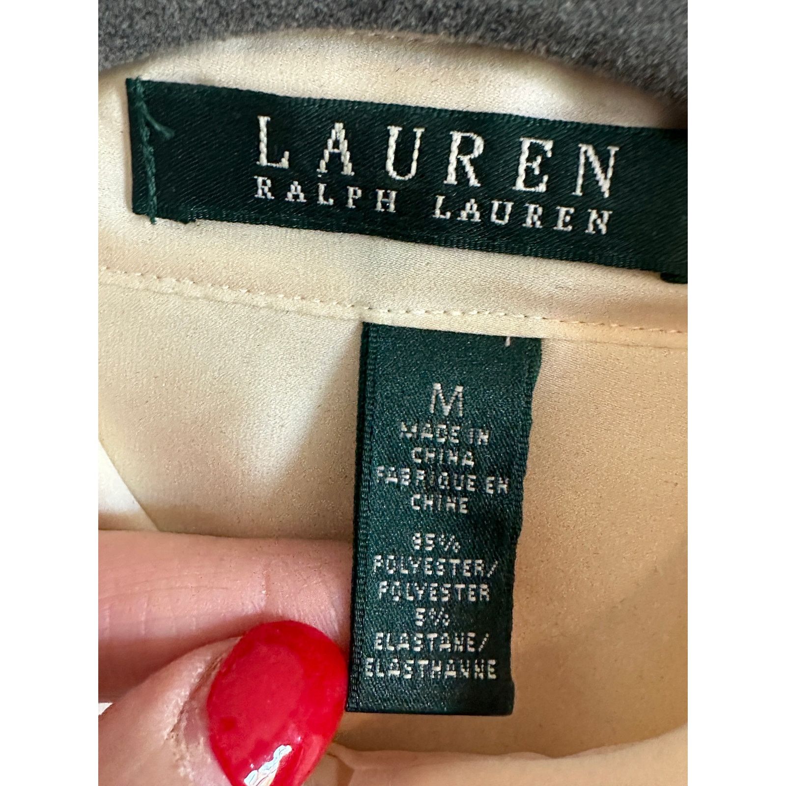 Ralph Lauren Women's Medium Cream Pleated Front Collar Button Up Top Size M / US 6-8 / IT 42-44 - 10 Thumbnail