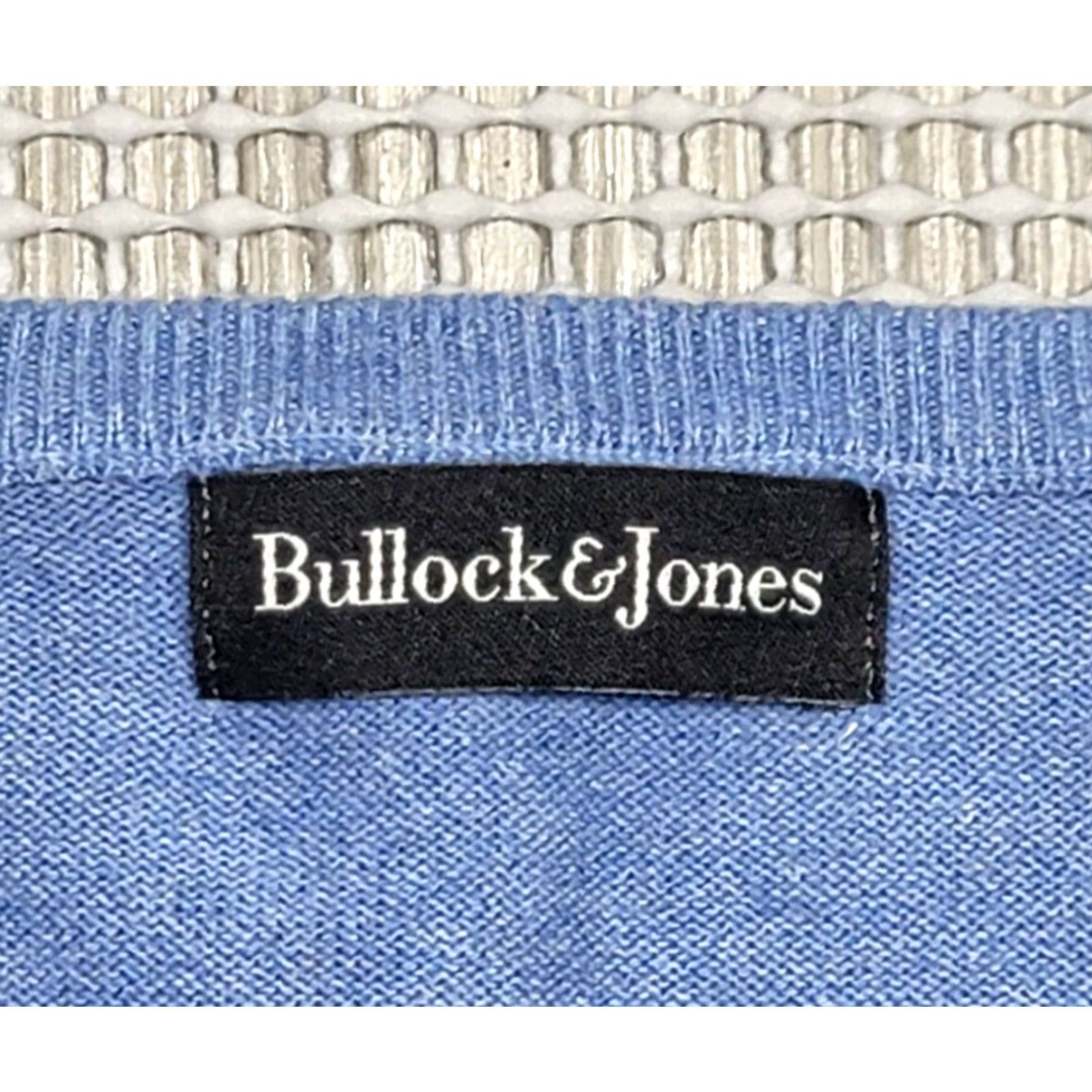 Vintage Bullock & Jones Sweater V-Neck XL Blue Cotton Cashmere Knit Pullover Mens Long Sleeve Classic, Preppy, Designer Size US XL / EU 56 / 4 - 7 Thumbnail