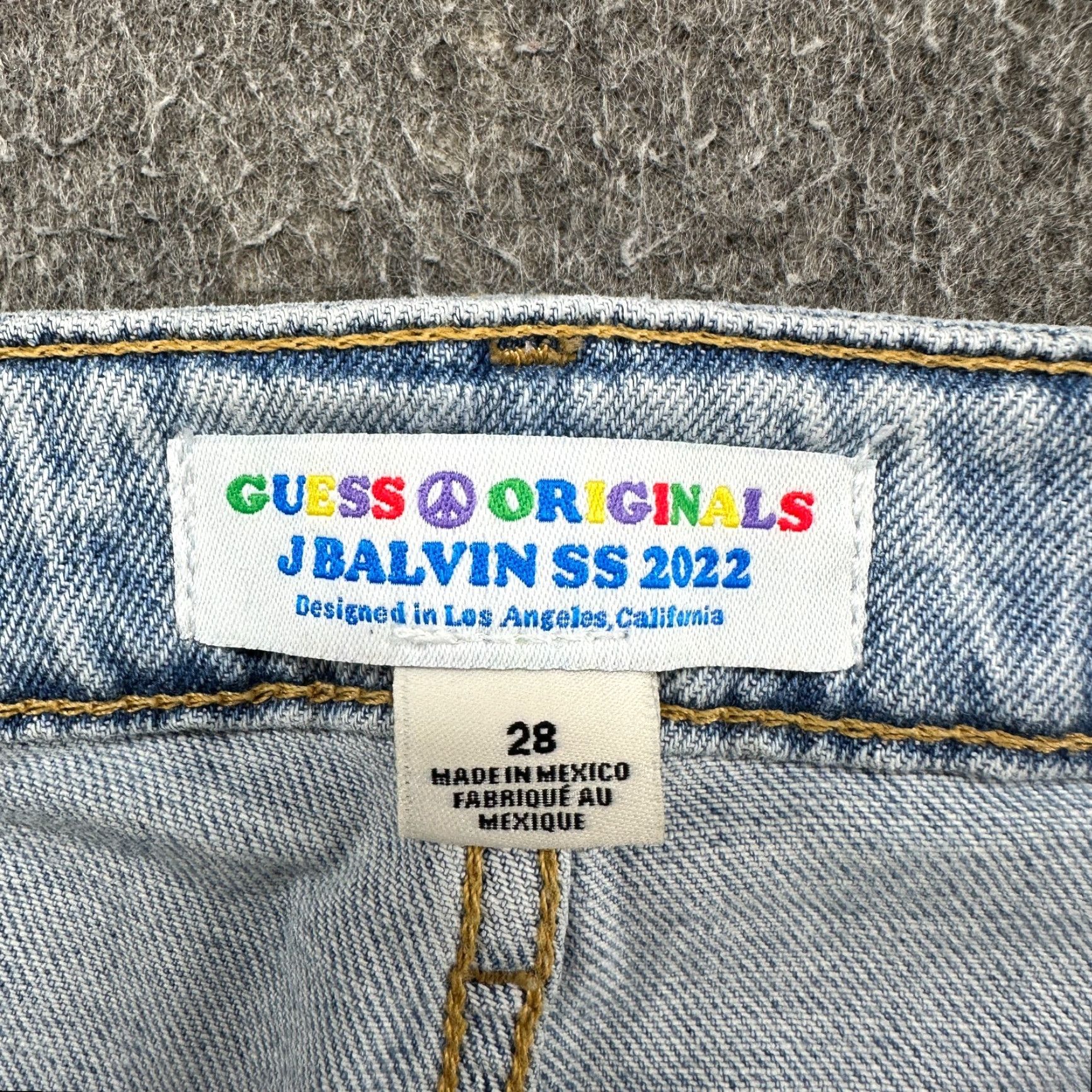 Guess GUESS Jeans Womens 28 Blue Flare J Balvin SS 22 Light Wash Stretch Denim 5-Pocket Inseam 33 Solid Button Zip Women Regular Vintage No Size 28" / US 6 / IT 42 - 3 Thumbnail