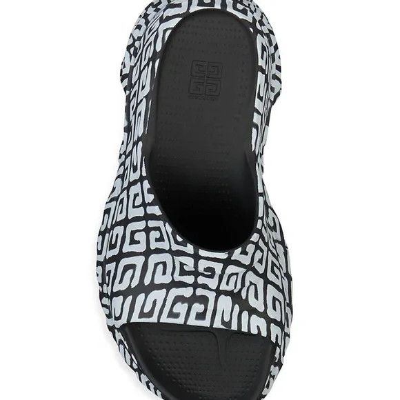 Givenchy Givenchy Marshmallow Sandals in Rubber - NEW WITH TAGS Size US 8 / IT 38 - 2 Thumbnail
