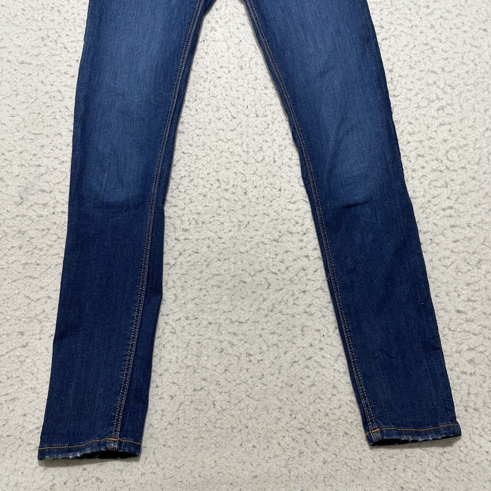 Zara Zara Premium Denim 2 Skinny Leg High Rise Jeans (25x29) Size 26" / US 2 / IT 38 - 3 Thumbnail