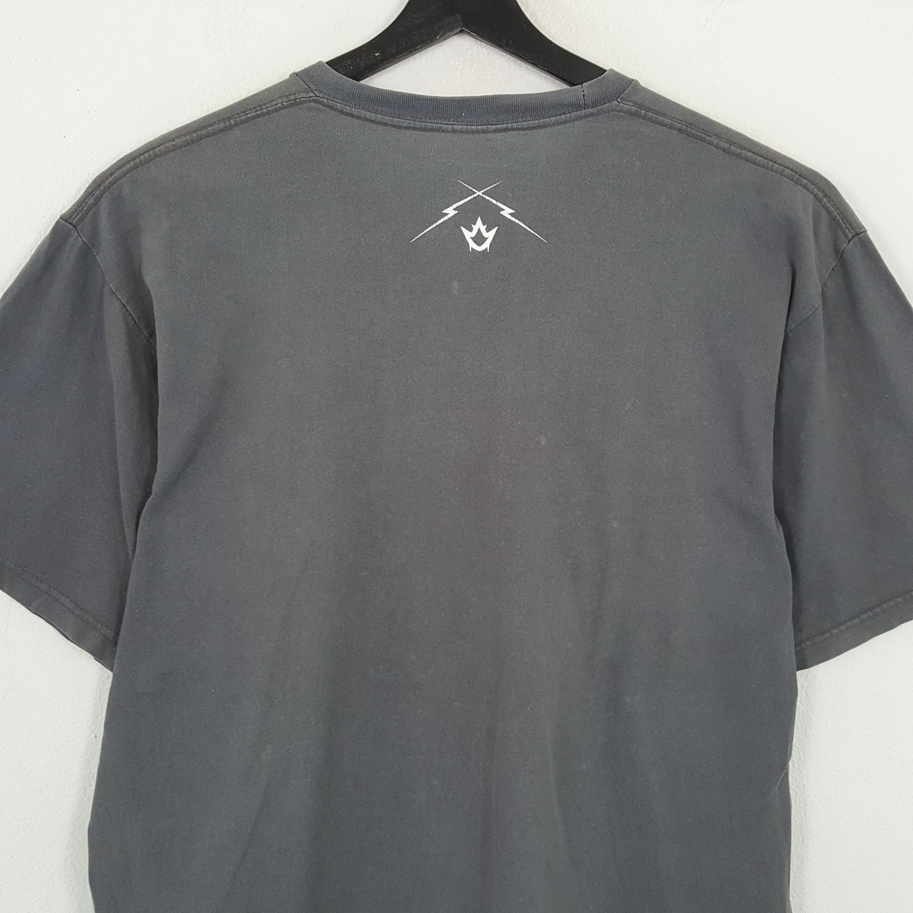 Rusty × Vintage RUSTY Tshirt Skulls Design Rock Punk Streetwear Style Size US XL / EU 56 / 4 - 4 Thumbnail
