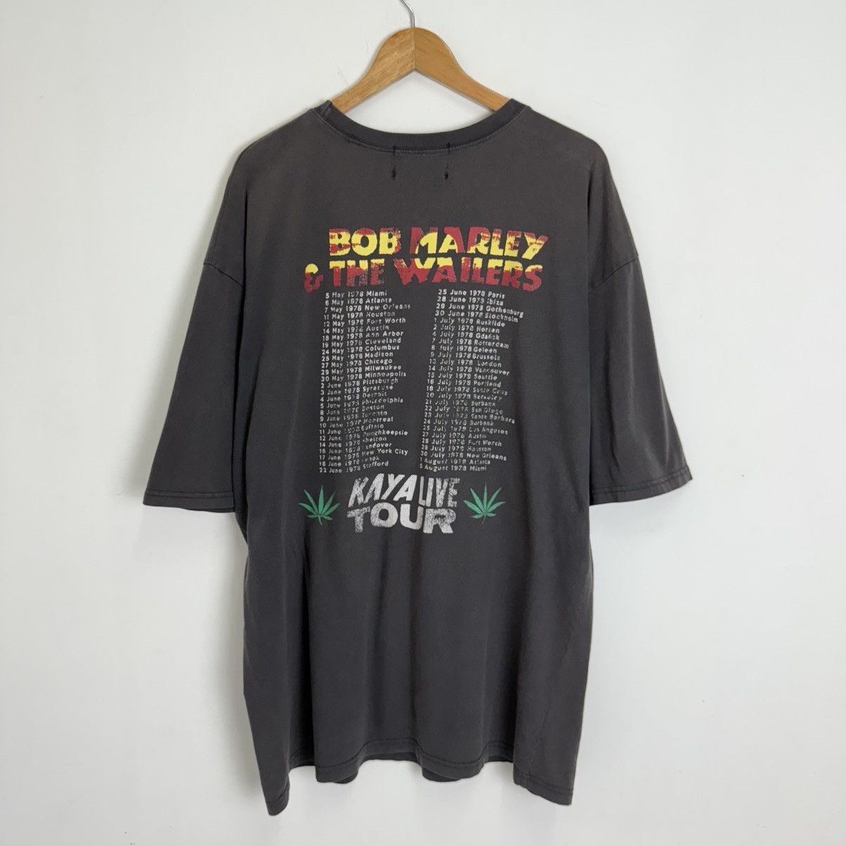 Bob Marley Bob Marley Kaya Live Tour. Size US XL / EU 56 / 4 - 2 Thumbnail