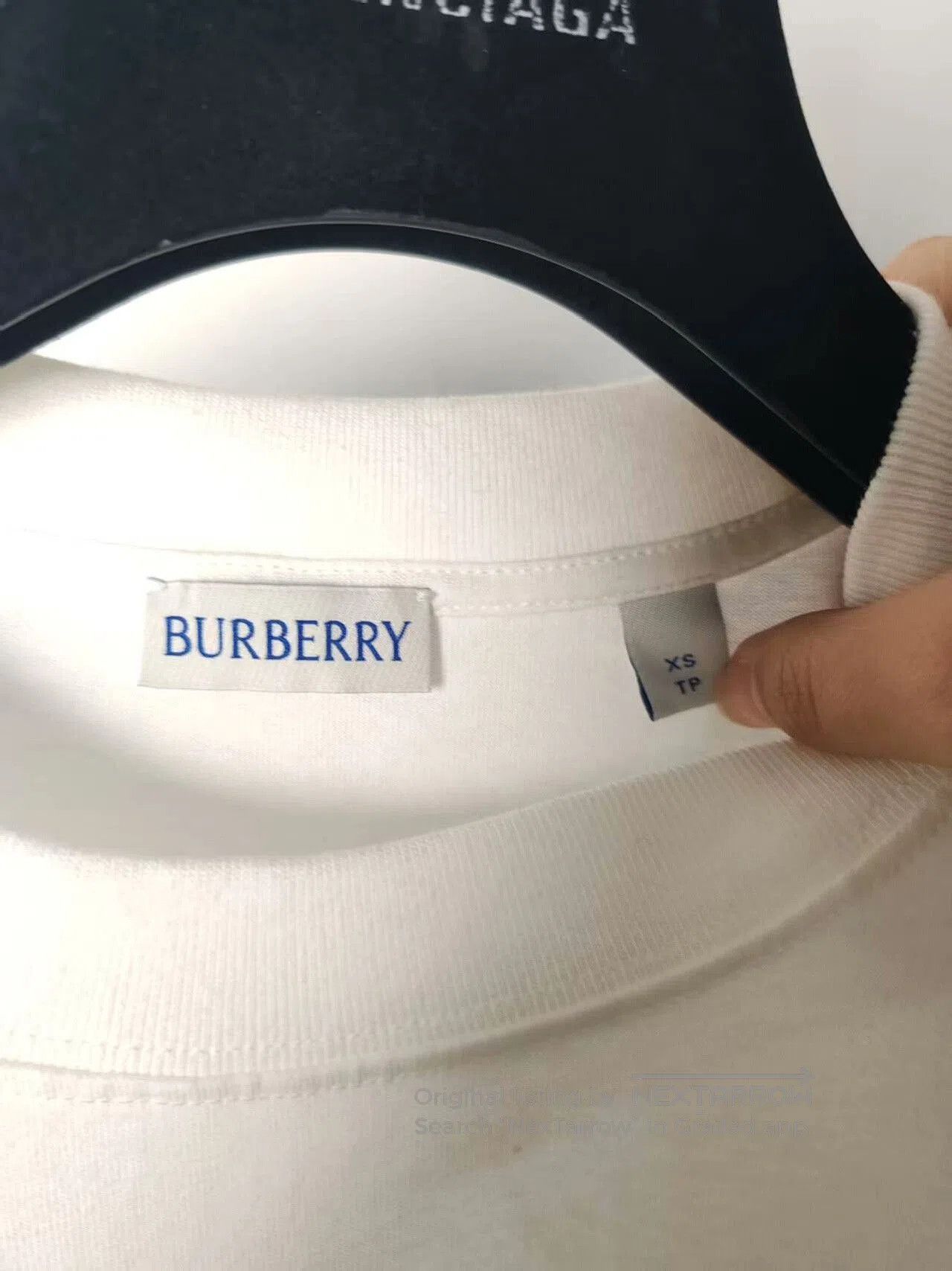 Burberry Burberry Short Sleeve Knight T. Size US M / EU 48-50 / 2 - 4 Thumbnail