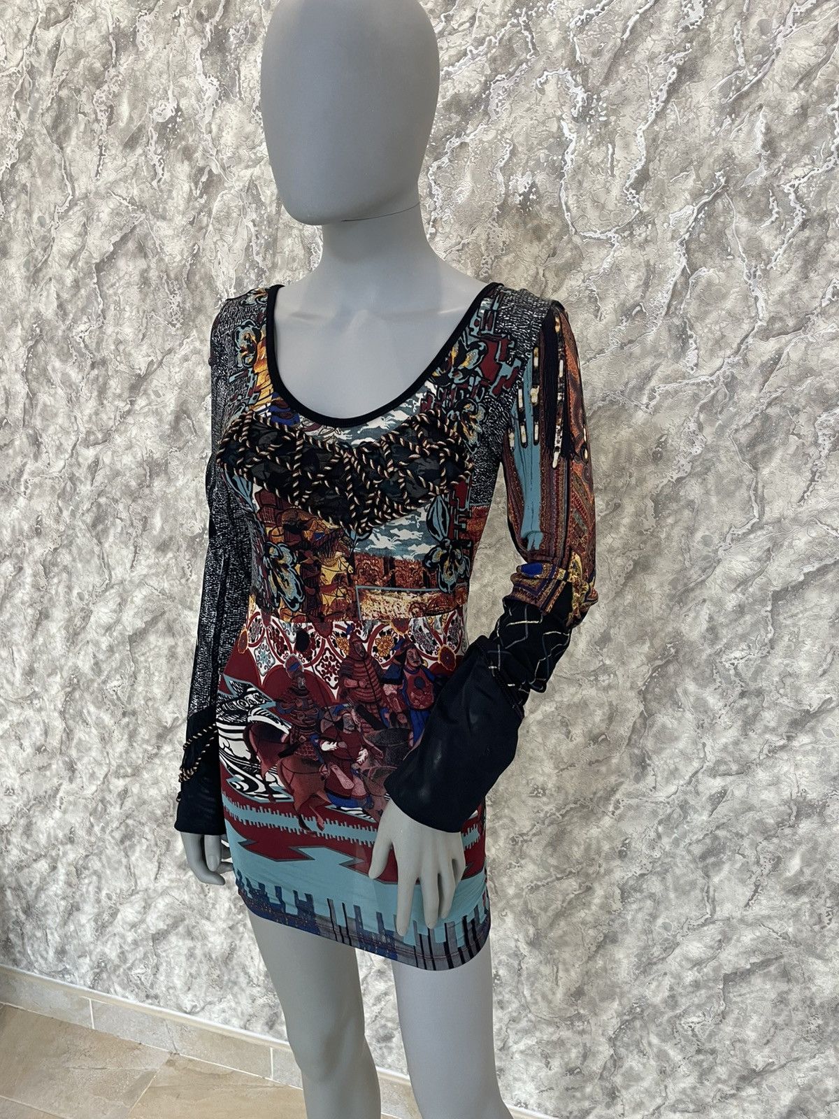 Japanese Brand × Vintage Save The Queen Women's Mesh Y2K Top Medieval Battle Print S Size S / US 4 / IT 40 - 3 Thumbnail