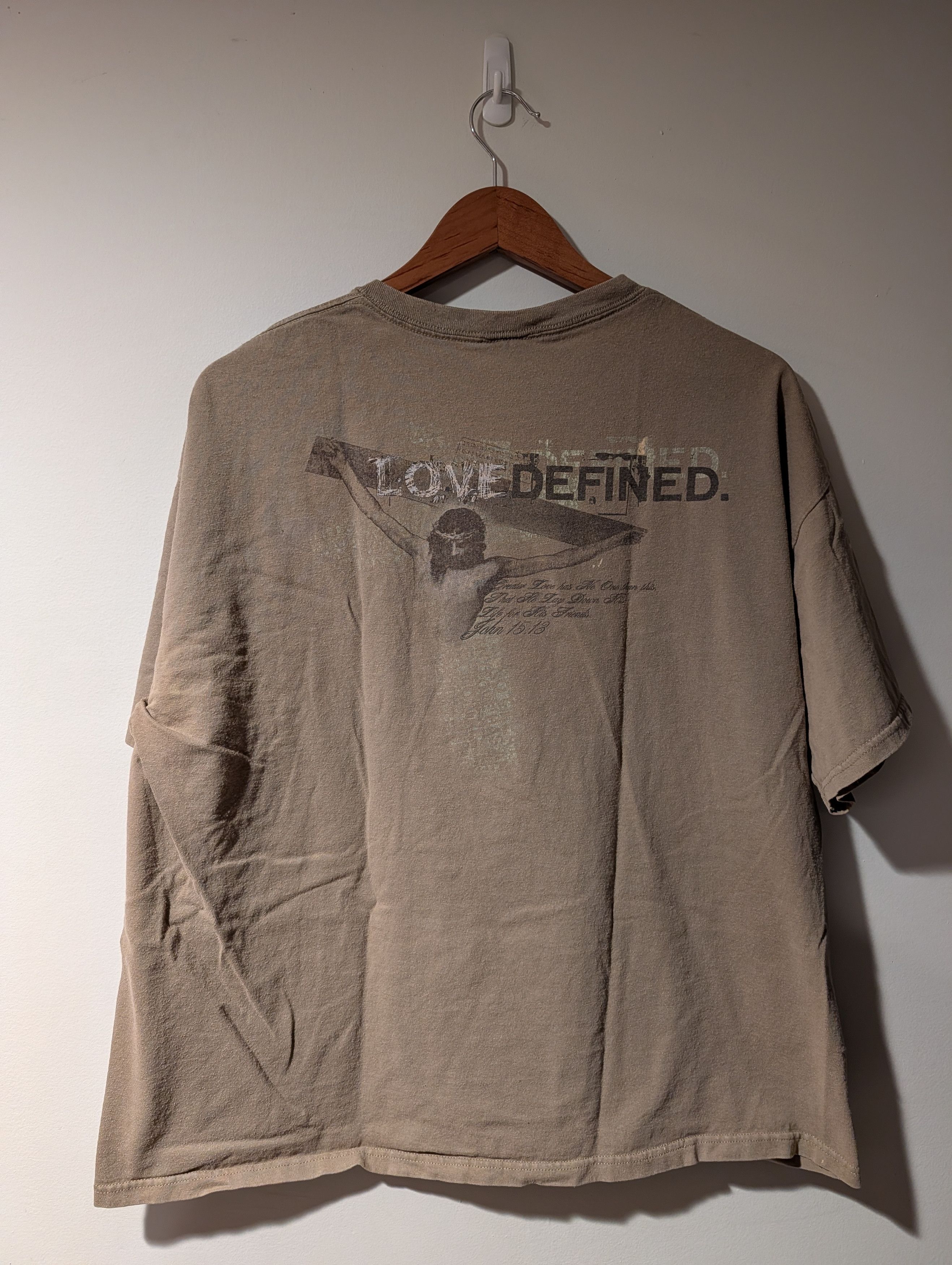 True Religion Vintage Love Defined Jesus Christ Crucifix 15:13 T-Shirt Size US XL / EU 56 / 4 - 9 Thumbnail