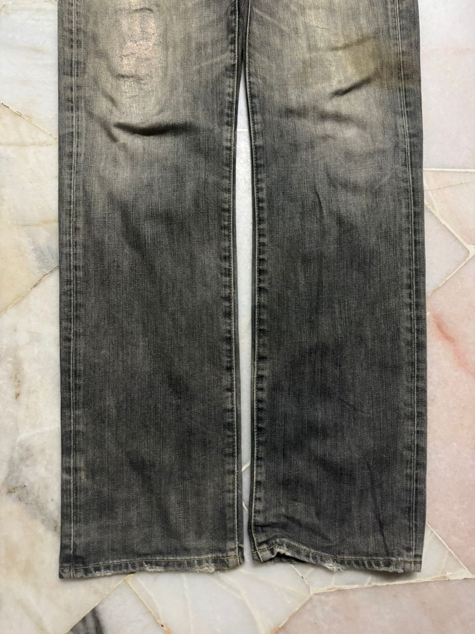 Uniqlo 💥Crazy Thrashed 90s Uniqlo Rusty Distressed Grunge Jeans Size US 33 - 10 Thumbnail