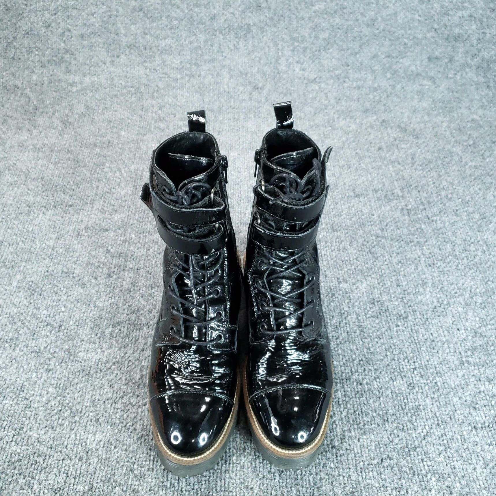 Vintage Shellys London Combat Boots Womens 7.5 Black Patent Leather Lug Sole Mid-Calf Size US 8 / IT 38 - 4 Thumbnail