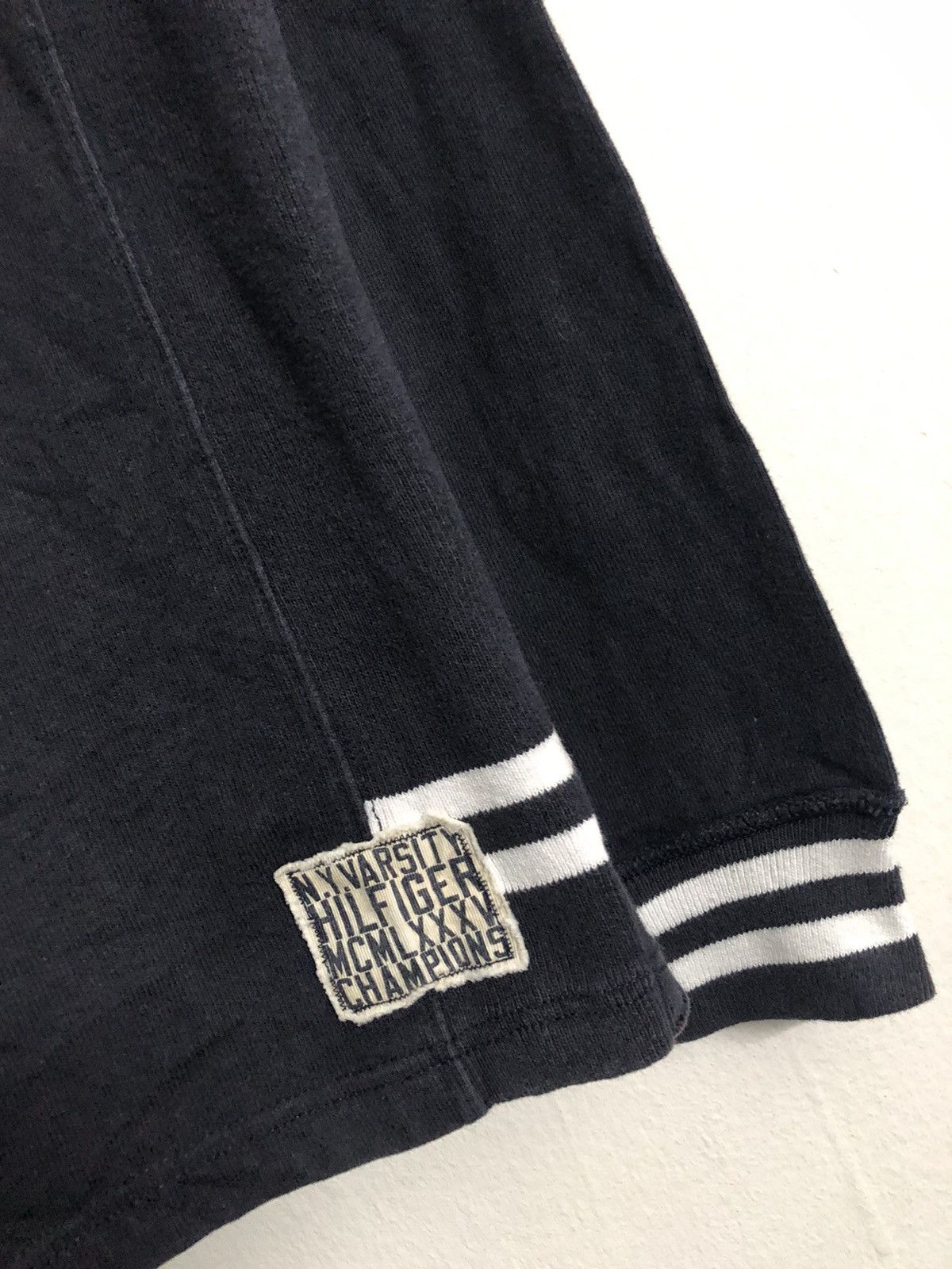 Tommy Hilfiger Vintage Tommy Hilfiger Varsity NYC Size US S / EU 44-46 / 1 - 5 Thumbnail