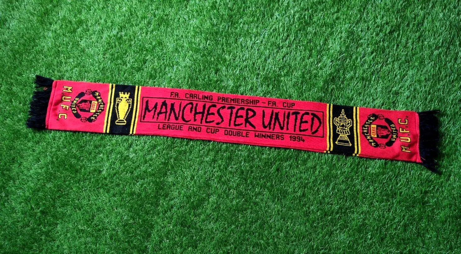Other MANCHESTER UNITED LEAGUE AND CUP DOUBLE WINNERS 1994 SCARF Size ONE SIZE - 4 Thumbnail