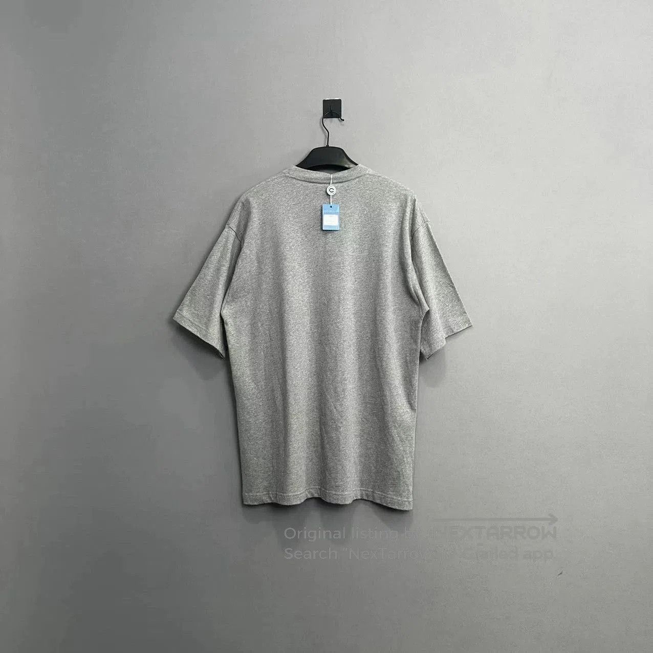 Balenciaga balenciaga gray short sleeve t. Size US M / EU 48-50 / 2 - 2 Thumbnail