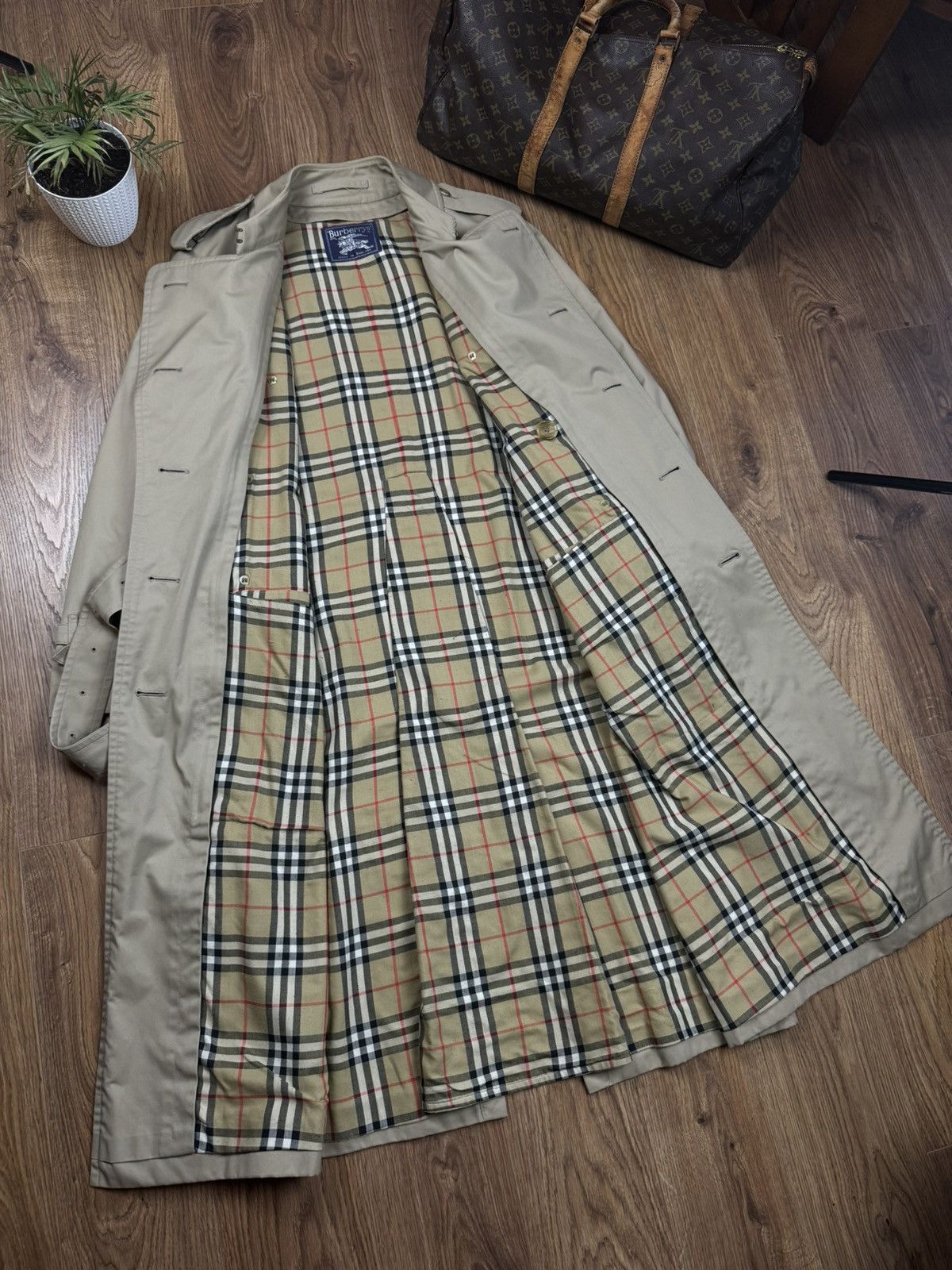 Burberry Vintage trench coat Burberry original luxury streetwear item Size L / US 10 / IT 46 - 2 Thumbnail