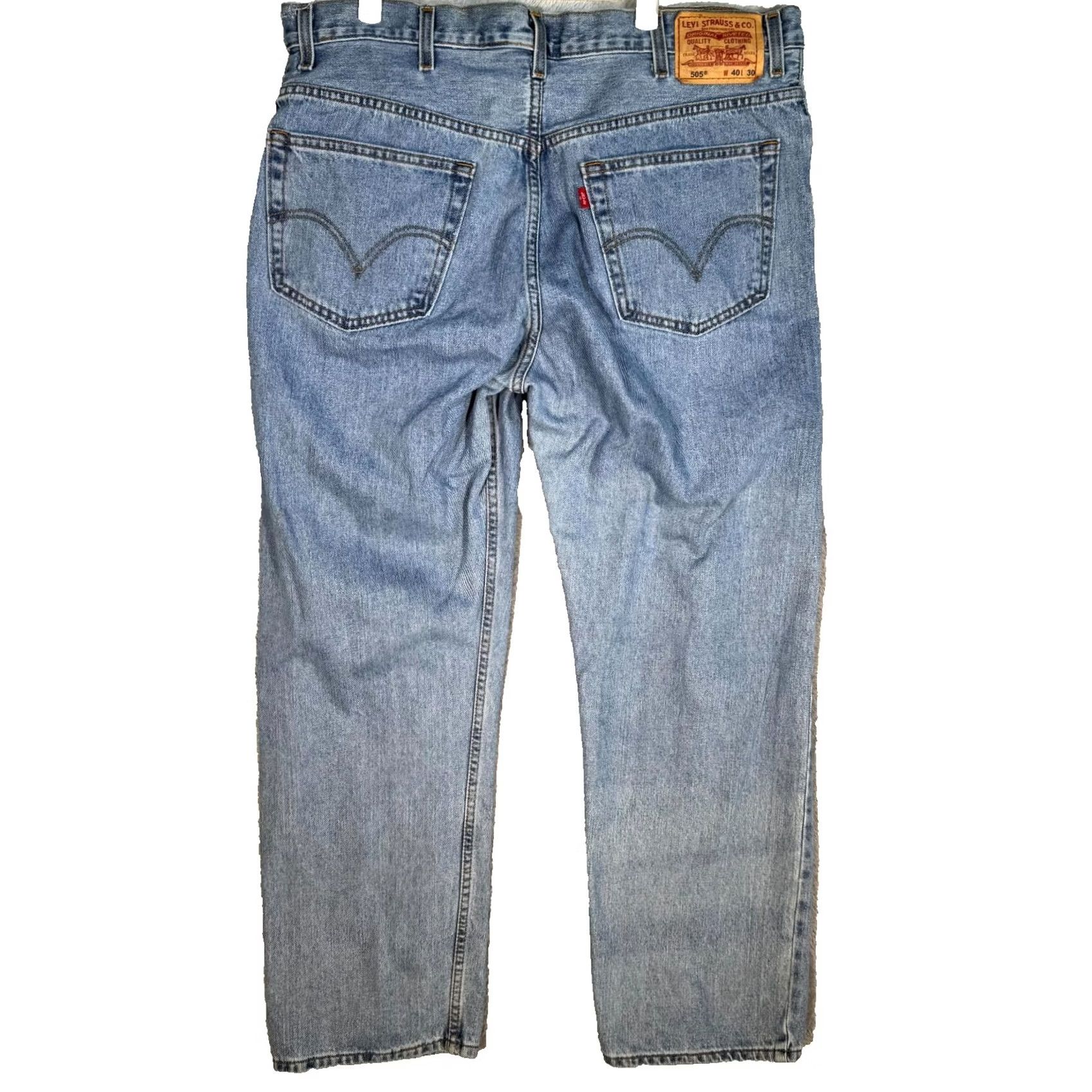 Levi's VINTAGE Levis 505 Jeans Mens 40x30 Blue Denim Regular Fit Straight Leg Classic Size US 40 / EU 56 - 2 Thumbnail