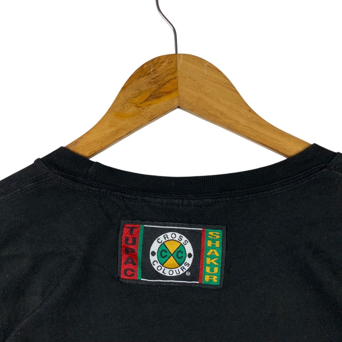 Cross Colours Vintage CROSS COLOURS X TUPAC big tupac printed tee Size US XXL / EU 58 / 5 - 9 Thumbnail