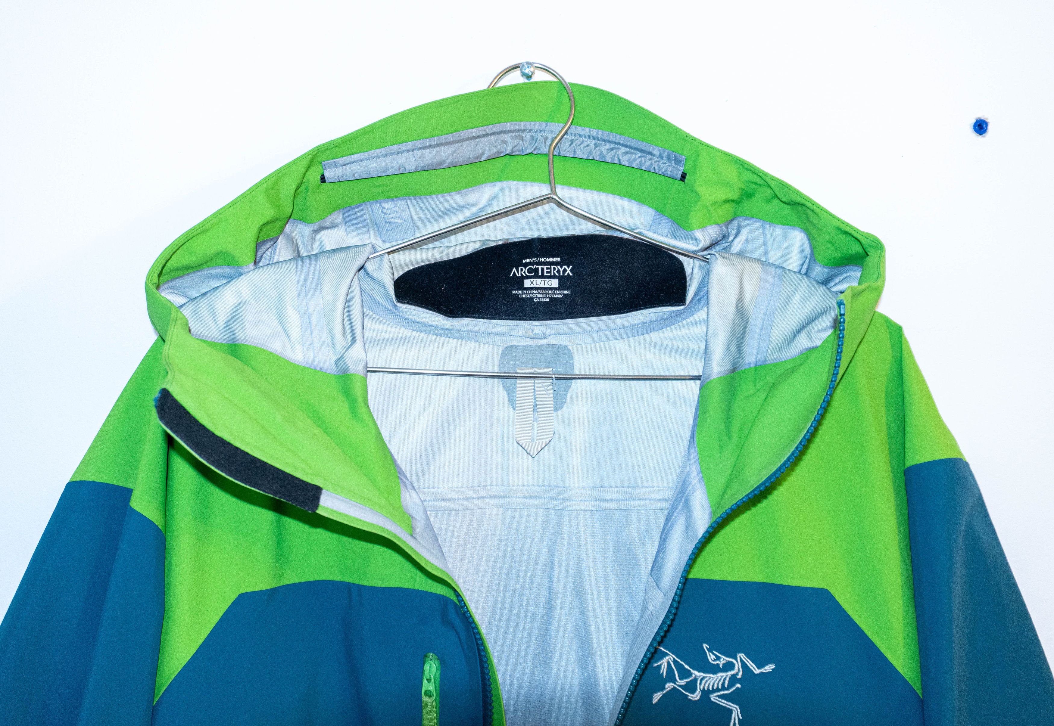 Arc'teryx Arc'teryx Beta AR GORE-TEX Pro Shell Jacket Lime/Teal Size US XL / EU 56 / 4 - 2 Thumbnail