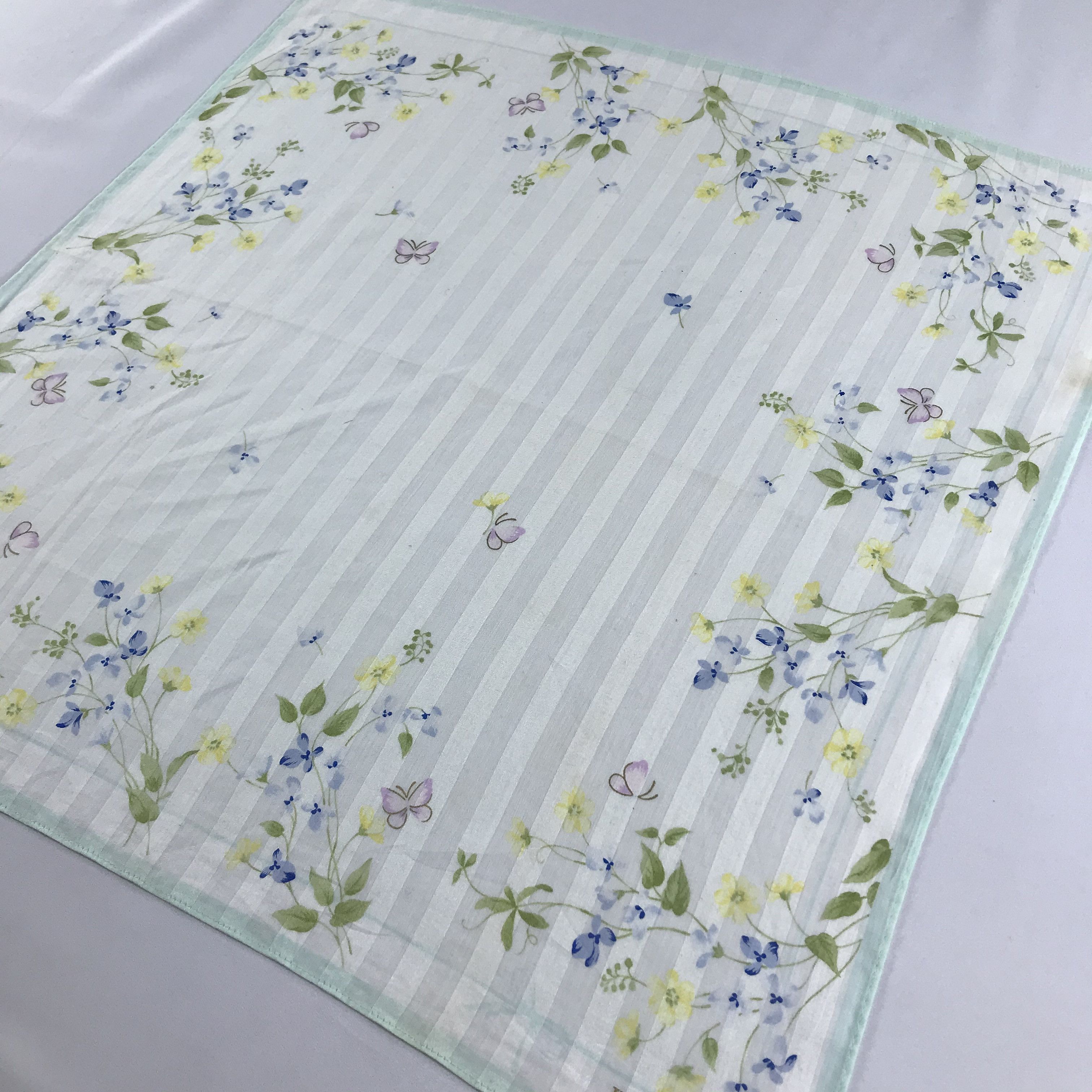 Hanae Mori Hanae Mori Floral Handkerchief Bandana Neckerchief H691 Size ONE SIZE - 4 Thumbnail