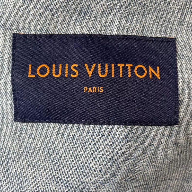 Louis Vuitton Louis Vuitton Washed blue embroidered floral denim jacket 2 Size US L / EU 52-54 / 3 - 3 Thumbnail