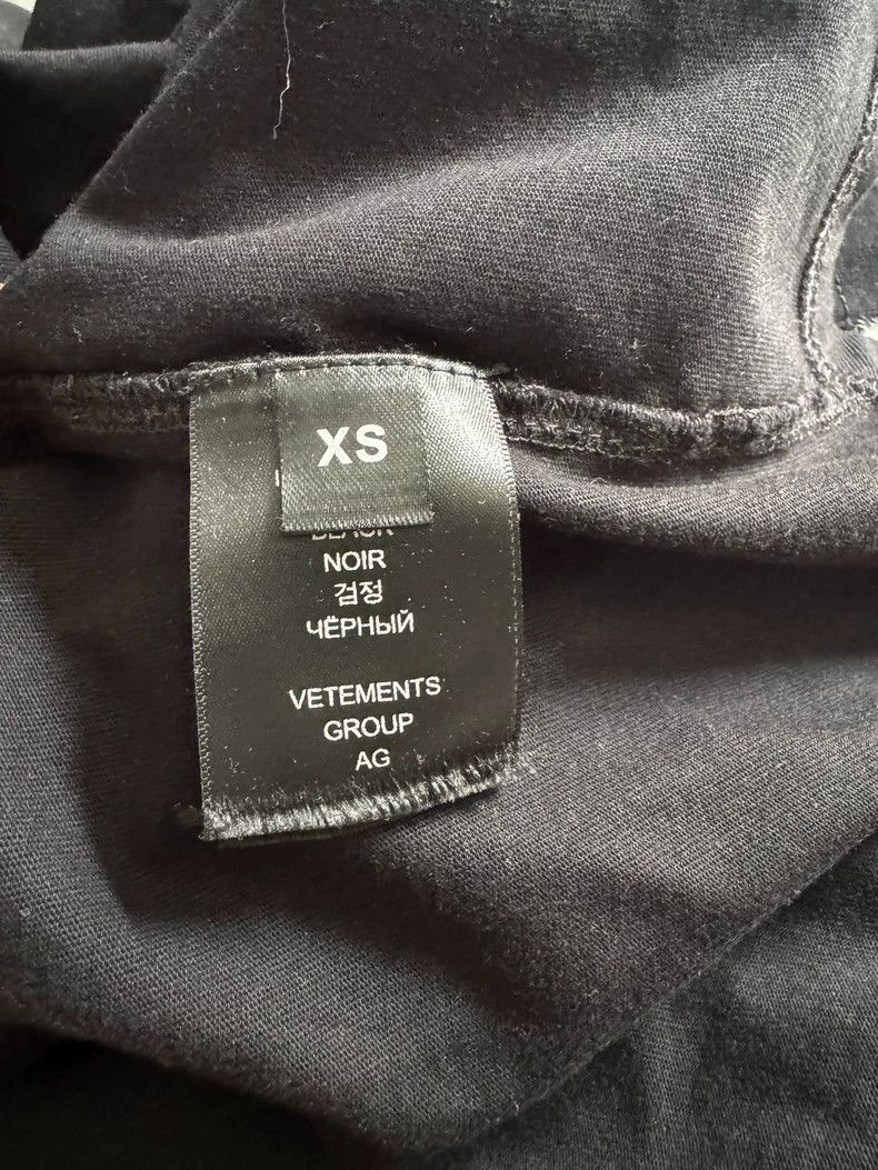 Vetements Vetements 23SS Shoulder Pad Racing Shirt Ball Shirt Long Sl Size US XS / EU 42 / 0 - 5 Thumbnail