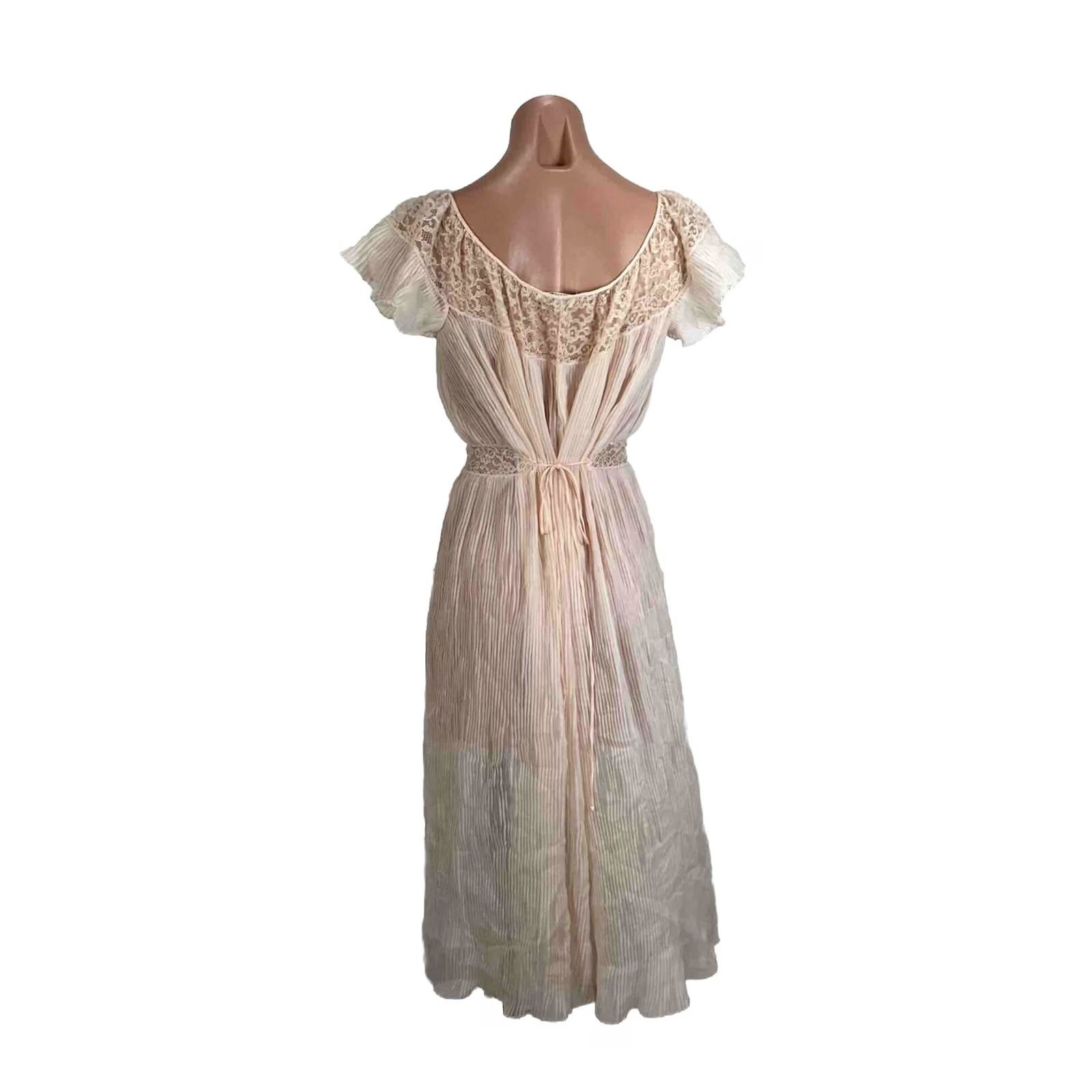 Vintage VINTAGE 40s Pink Crepe Slip Dress Ribbed Lace Gown Cap Sleeve PLUS 18 Barbizon Womens Size XXL / US 16-18 / IT 52-54 - 2 Thumbnail