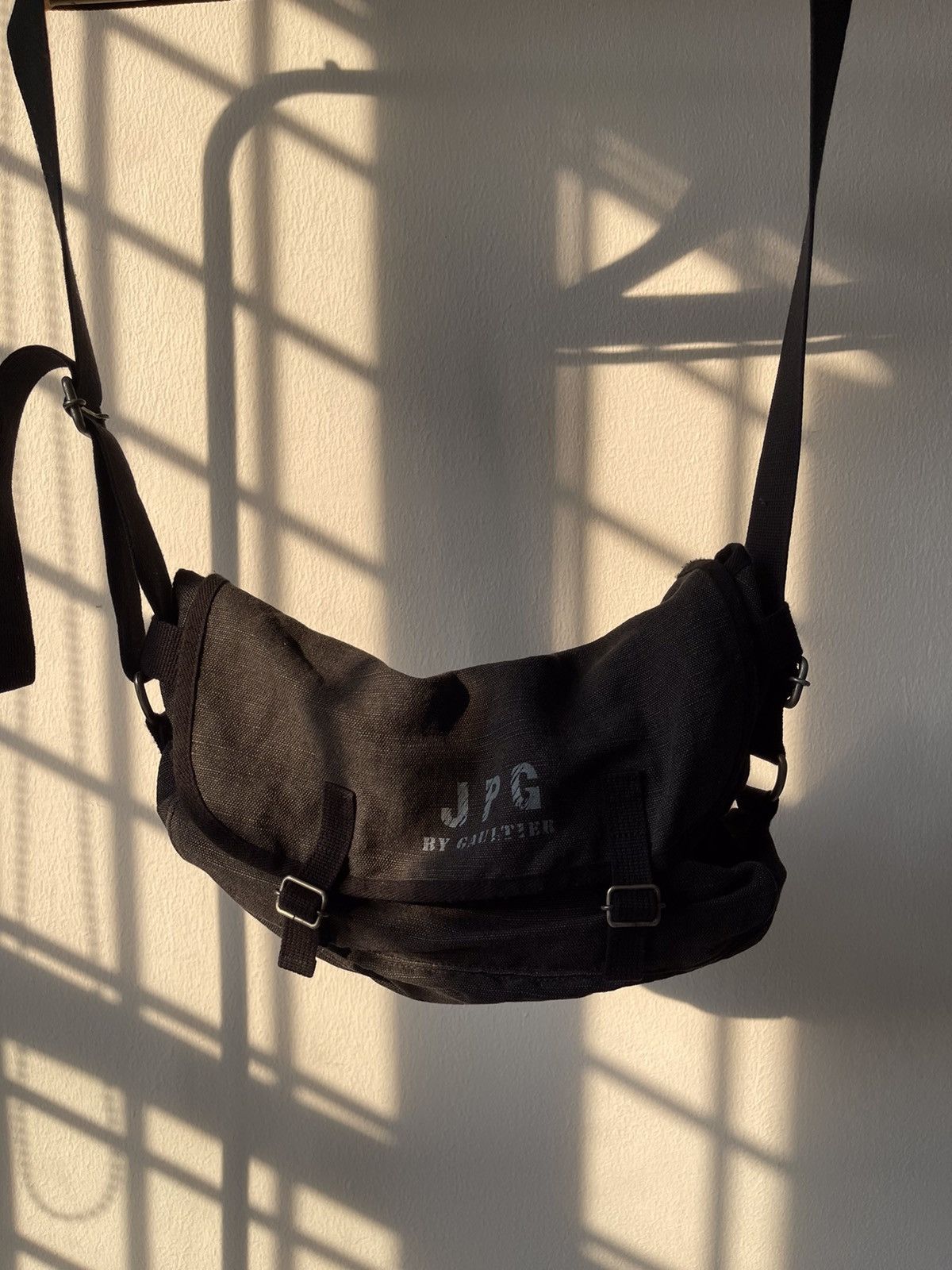 Jean Paul Gaultier 2000s Jean Paul Gaultier Bird Sling bag Size ONE SIZE - 2 Thumbnail