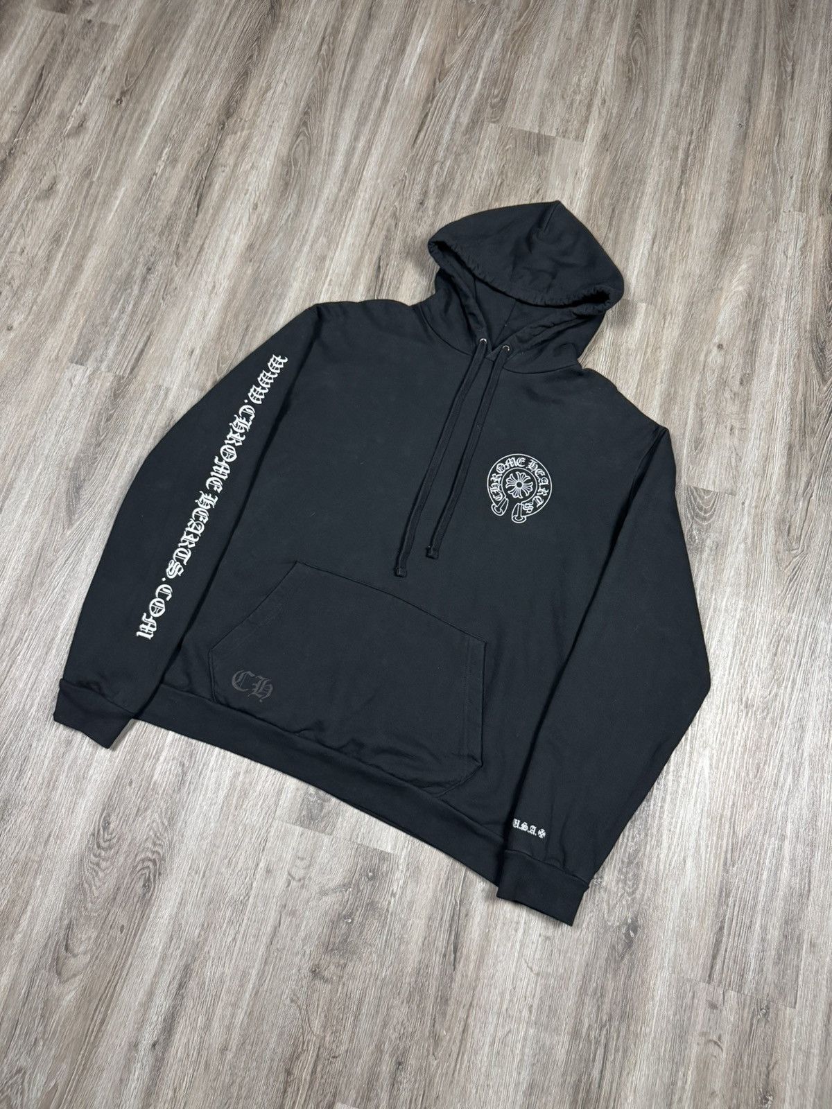 Chrome Hearts Chrome Hearts Silver Glitter Pullover Hoodie Size XL Size US XL / EU 56 / 4 - 1 Thumbnail