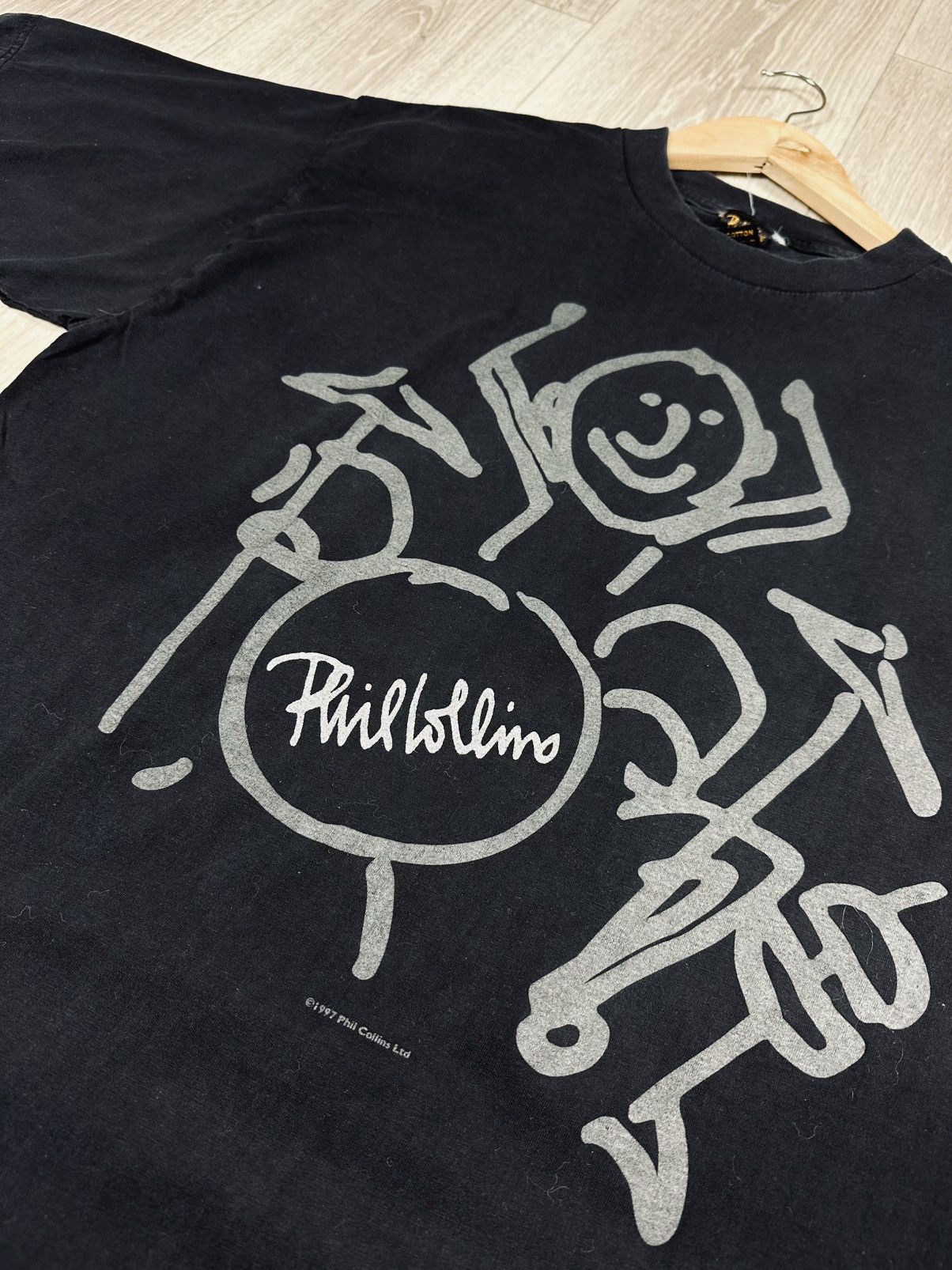 Band Tees Vintage 1997 Phil Collins Dance Into Europe T-Shirt Size US XL / EU 56 / 4 - 4 Thumbnail