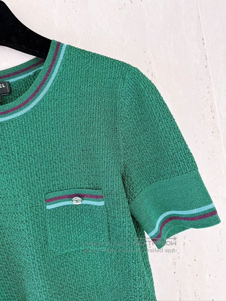 Chanel Chanel 23A Dakar Series Green Knitted Short Sleeves Size XS / US 0-2 / IT 36-38 - 3 Thumbnail