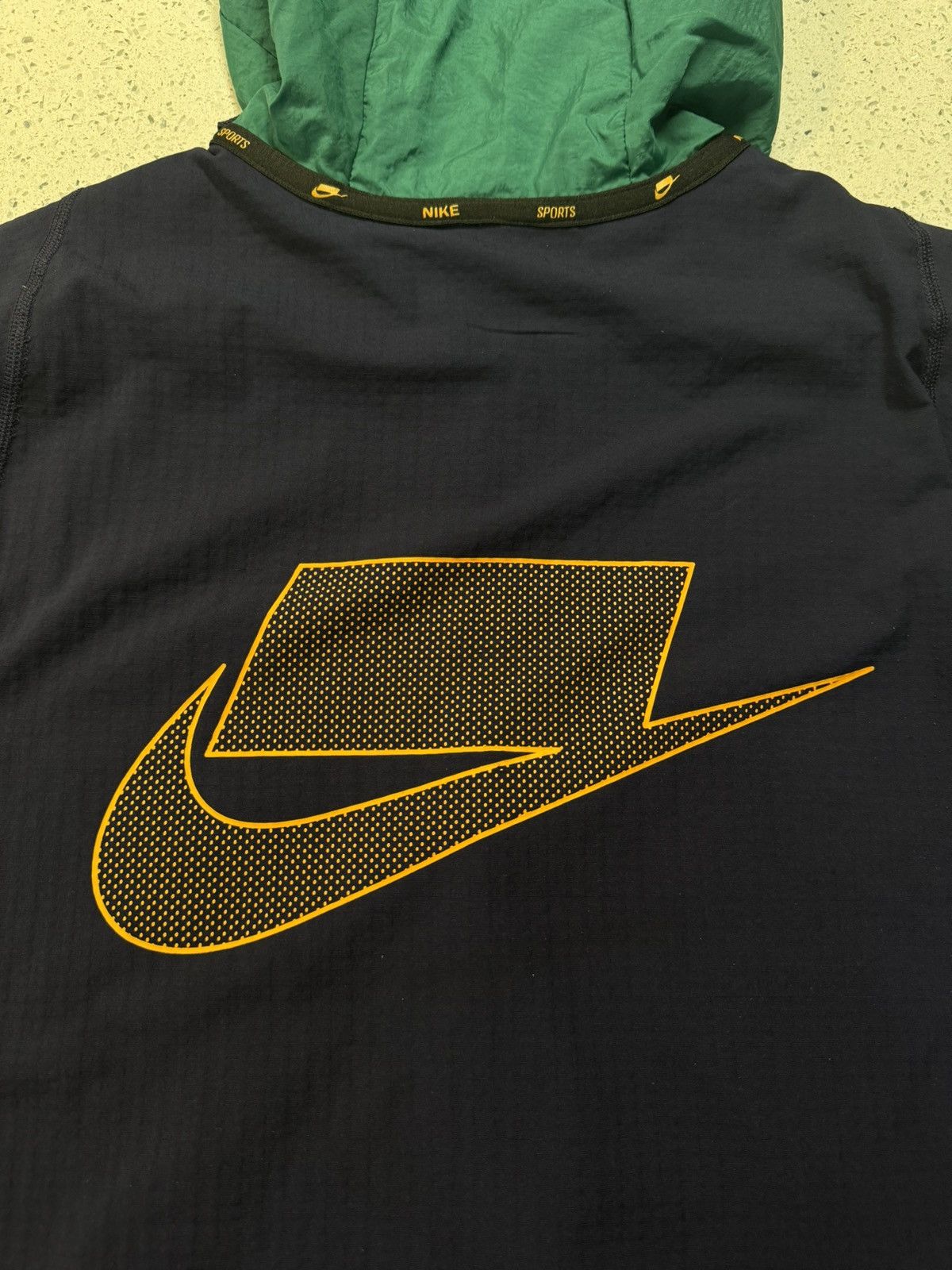 Nike Nike Clash Dri-Fit Full Zip Training Jacket Retro/Vintage Size US L / EU 52-54 / 3 - 4 Thumbnail