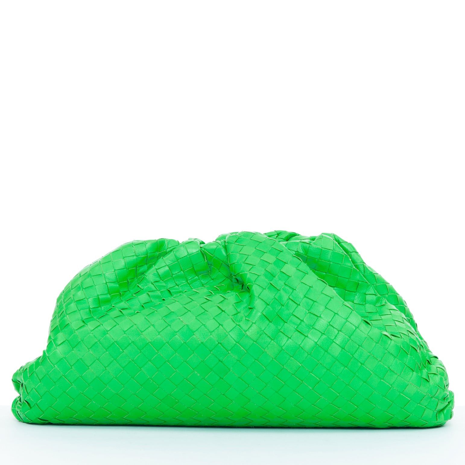 Bottega Veneta BOTTEGA VENETA Parakeet The Pouch green Intrecciato nappa leather clutch bag Size ONE SIZE - 1 Thumbnail