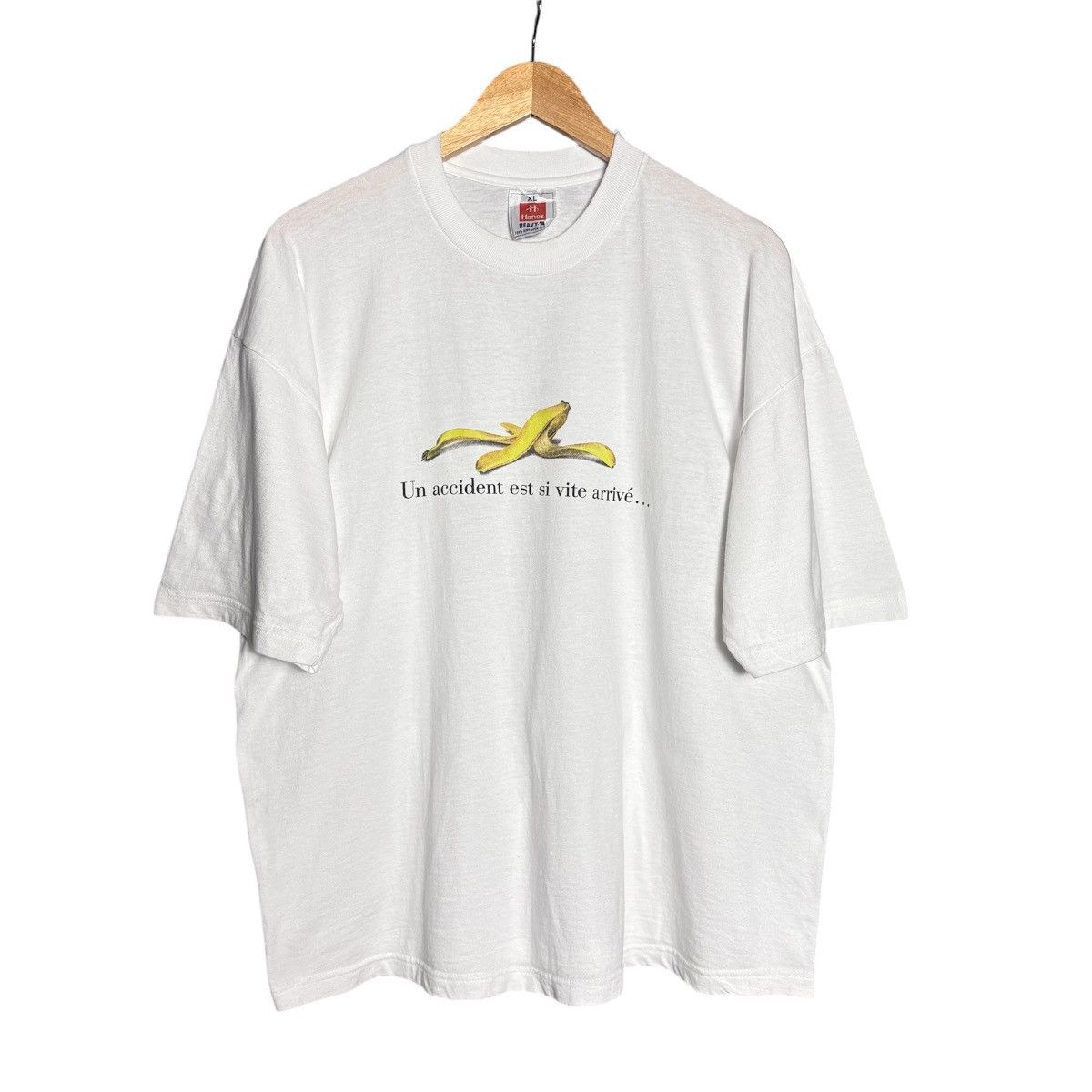 Vintage Vintage 90s IBM Apple Logo Banana Fruit Graphic T-Shirt Size US XL / EU 56 / 4 - 1 Thumbnail