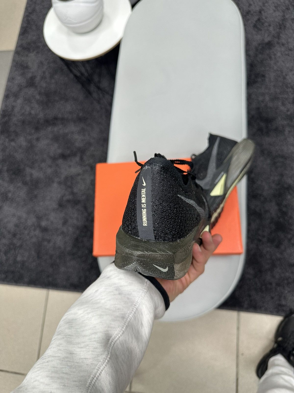 Nike Nike ZoomX Vaporfly Next% 3 Size US 7 / EU 40 - 3 Thumbnail