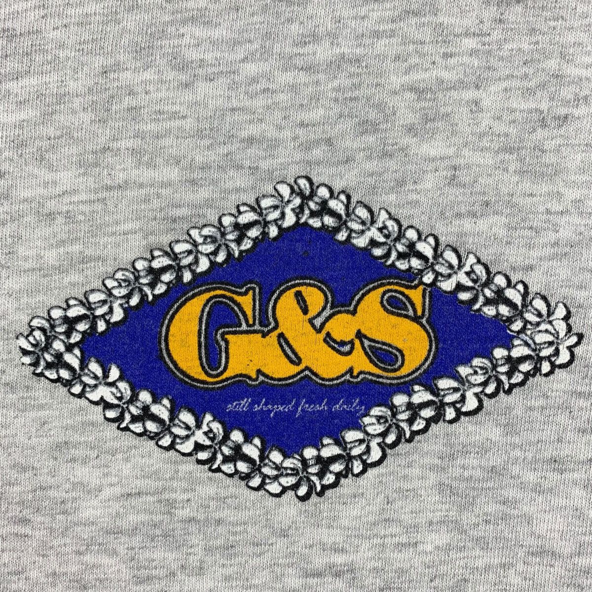 Vintage Vintage GORDON & SMITH Surfing back hit logo tee Size US L / EU 52-54 / 3 - 9 Thumbnail