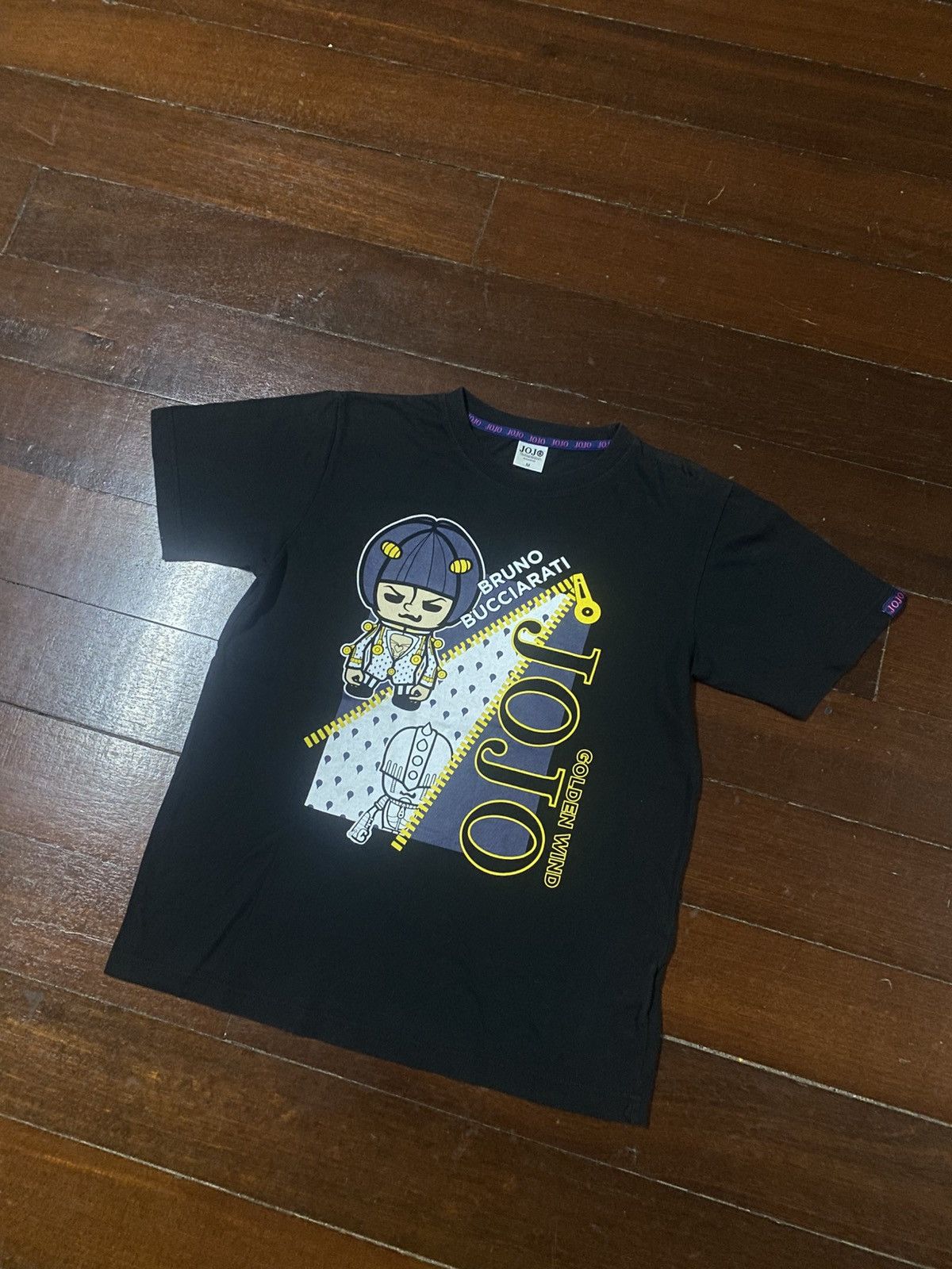 Anime RARE JOJO’S BIZARRE ADVANTURE BRUNO BUCCIARATI tee Size US M / EU 48-50 / 2 - 4 Thumbnail