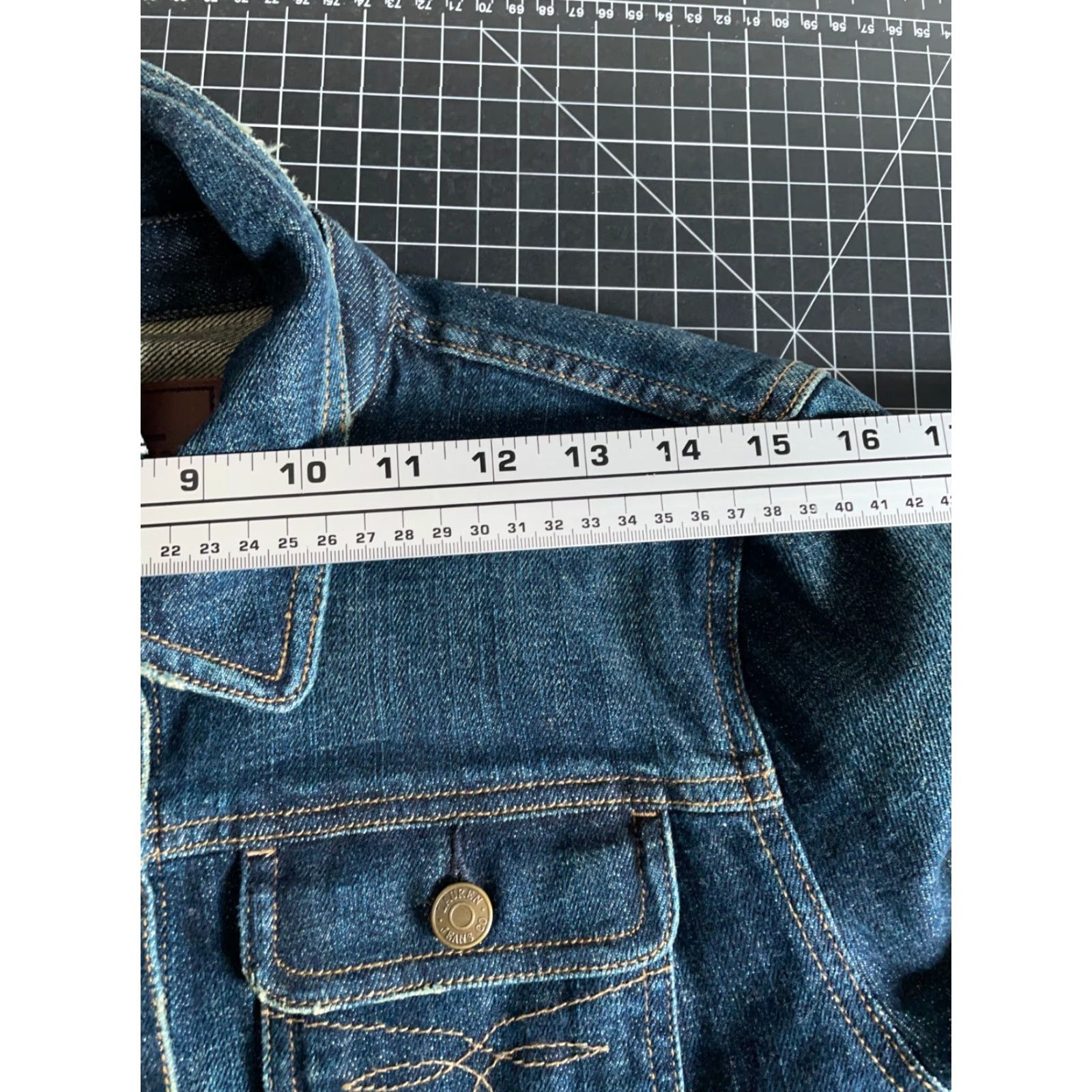 Ralph Lauren VINTAGE Lauren Ralph Lauren Jean Jacket Women's Large Blue Denim Trucker 90s Grunge Retro Mens? Womens Size 36" / US 14 / IT 50 - 7 Thumbnail