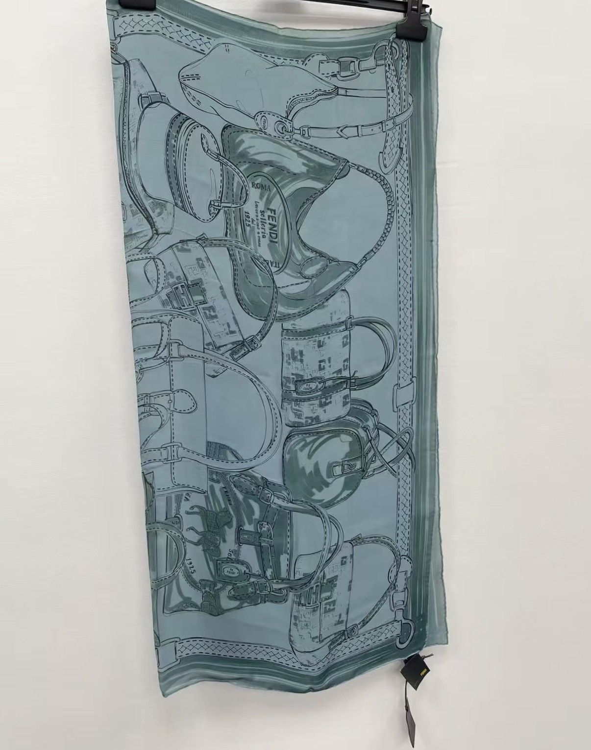 Fendi FENDI Mulberry Silk Scarf J30 Size ONE SIZE - 2 Thumbnail