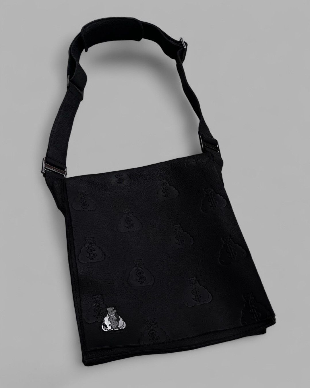 KISS KISS Rock Band Gene Simmons LE MONEY BAG $ Size ONE SIZE - 12 Thumbnail