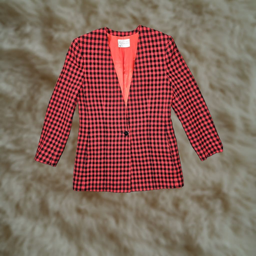 Pendleton VINTAGE Pendleton Blazer Womens 6 Red Black Houndstooth Wool Jacket Made USA 80s Size M / US 6-8 / IT 42-44 - 1 Thumbnail