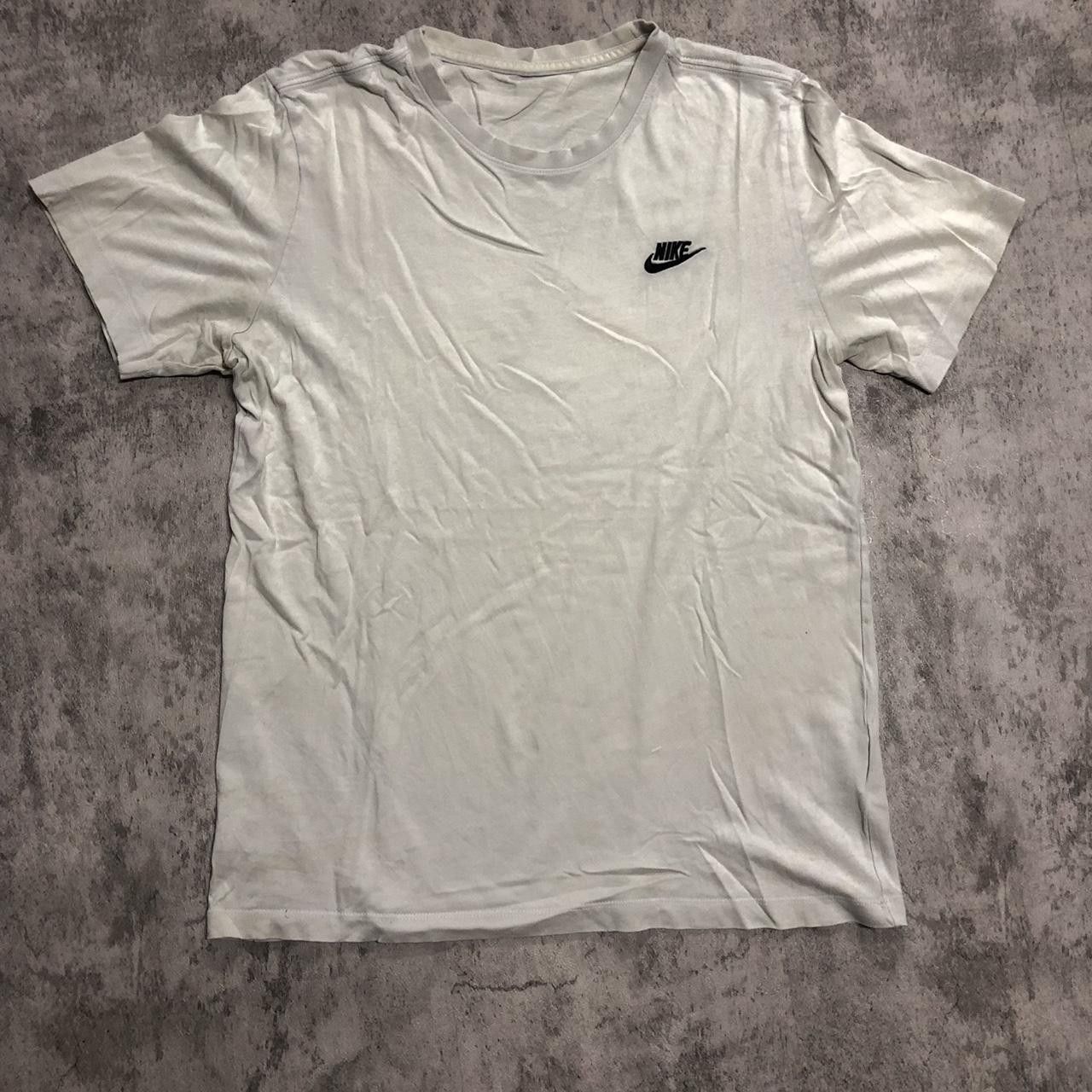 Nike White Nike tee with black logo Rap hip hop sportswear skate Size US S / EU 44-46 / 1 - 1 Thumbnail