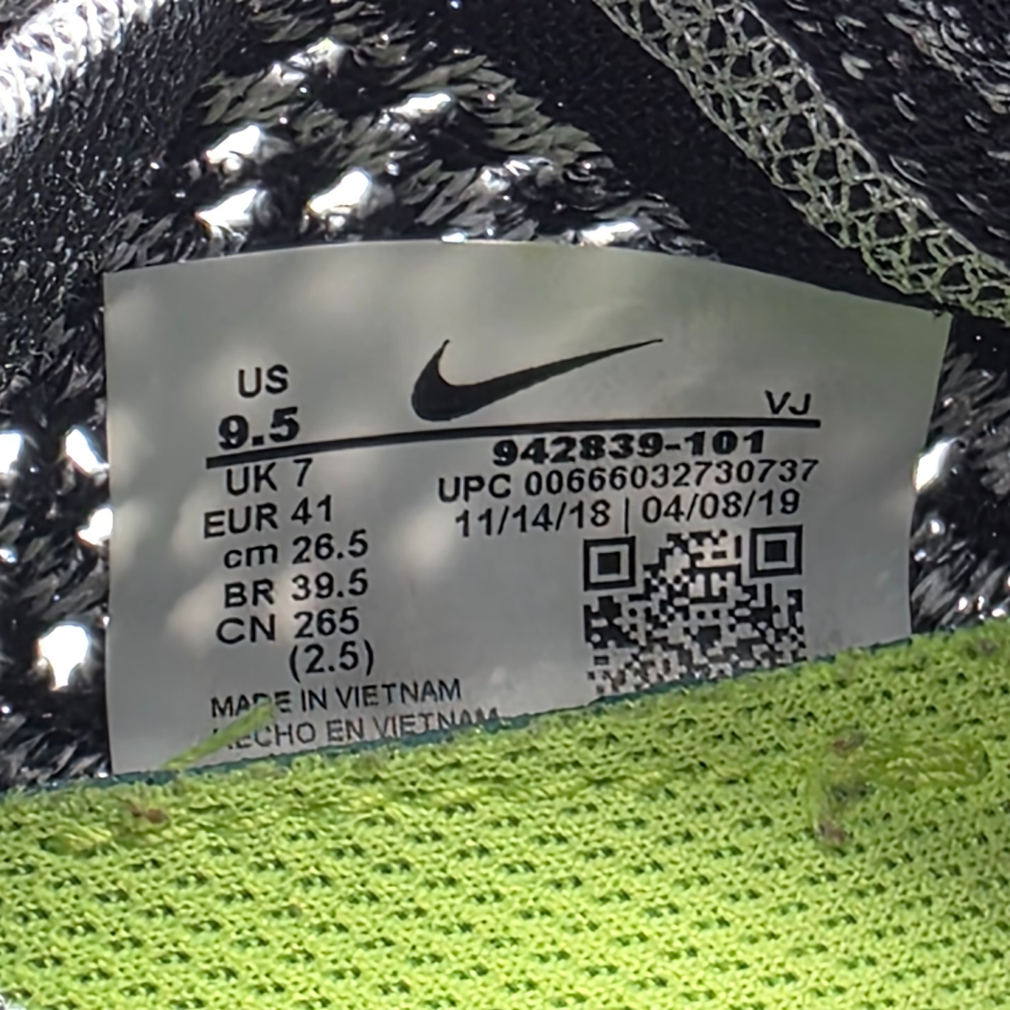 Nike Nike Free RN Flyknit Womens Size 9.5 Black Oreo Running Shoe Size US 9.5 / IT 39.5 - 7 Thumbnail