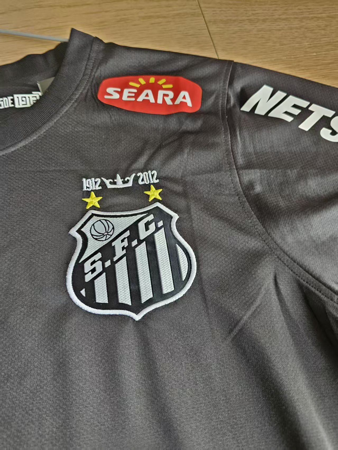 Other Vintage Santos FC #11 Neymar Jersey M Size US M / EU 48-50 / 2 - 4 Thumbnail